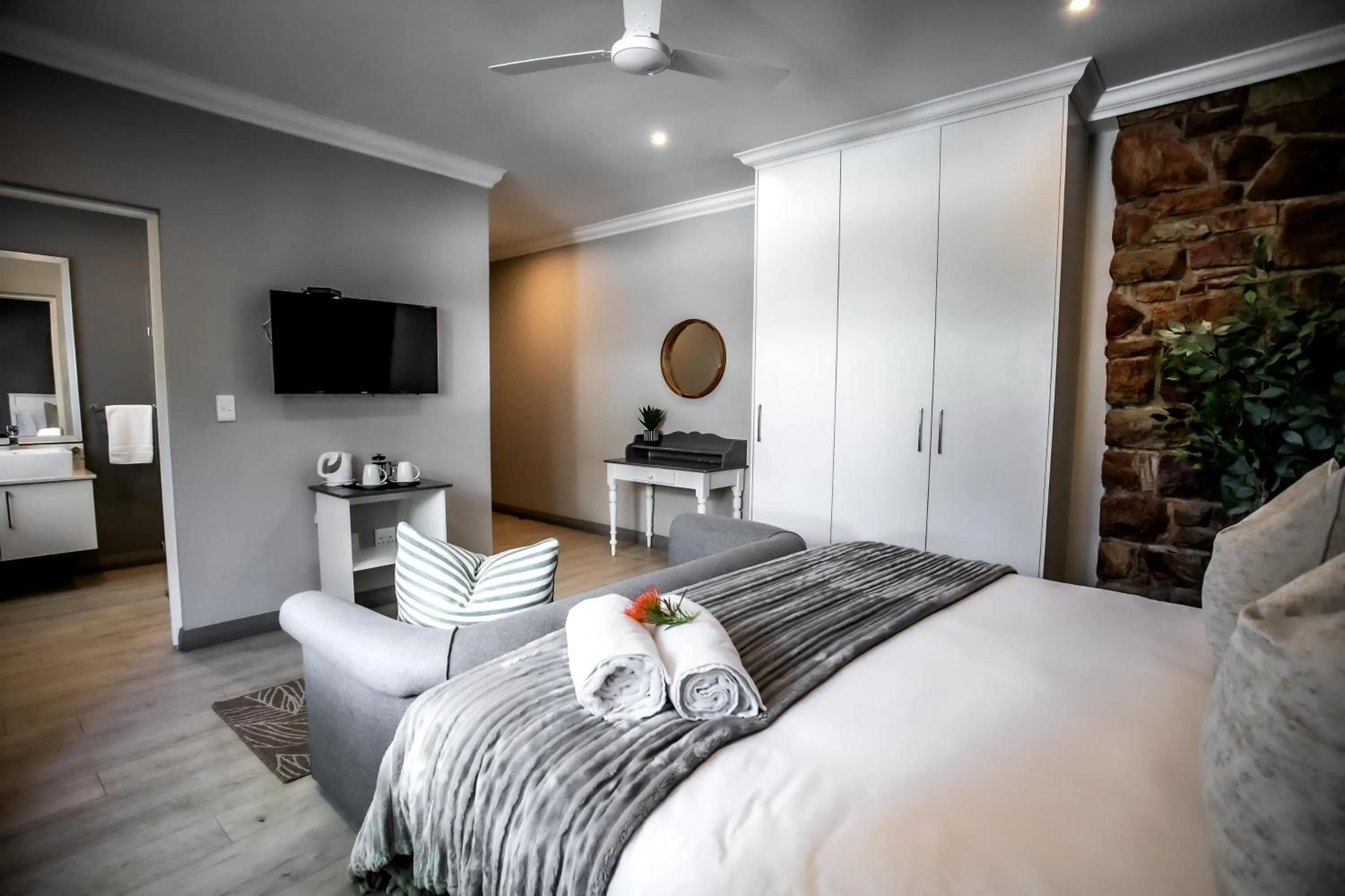 Bed in Whale Coast Ocean Villa