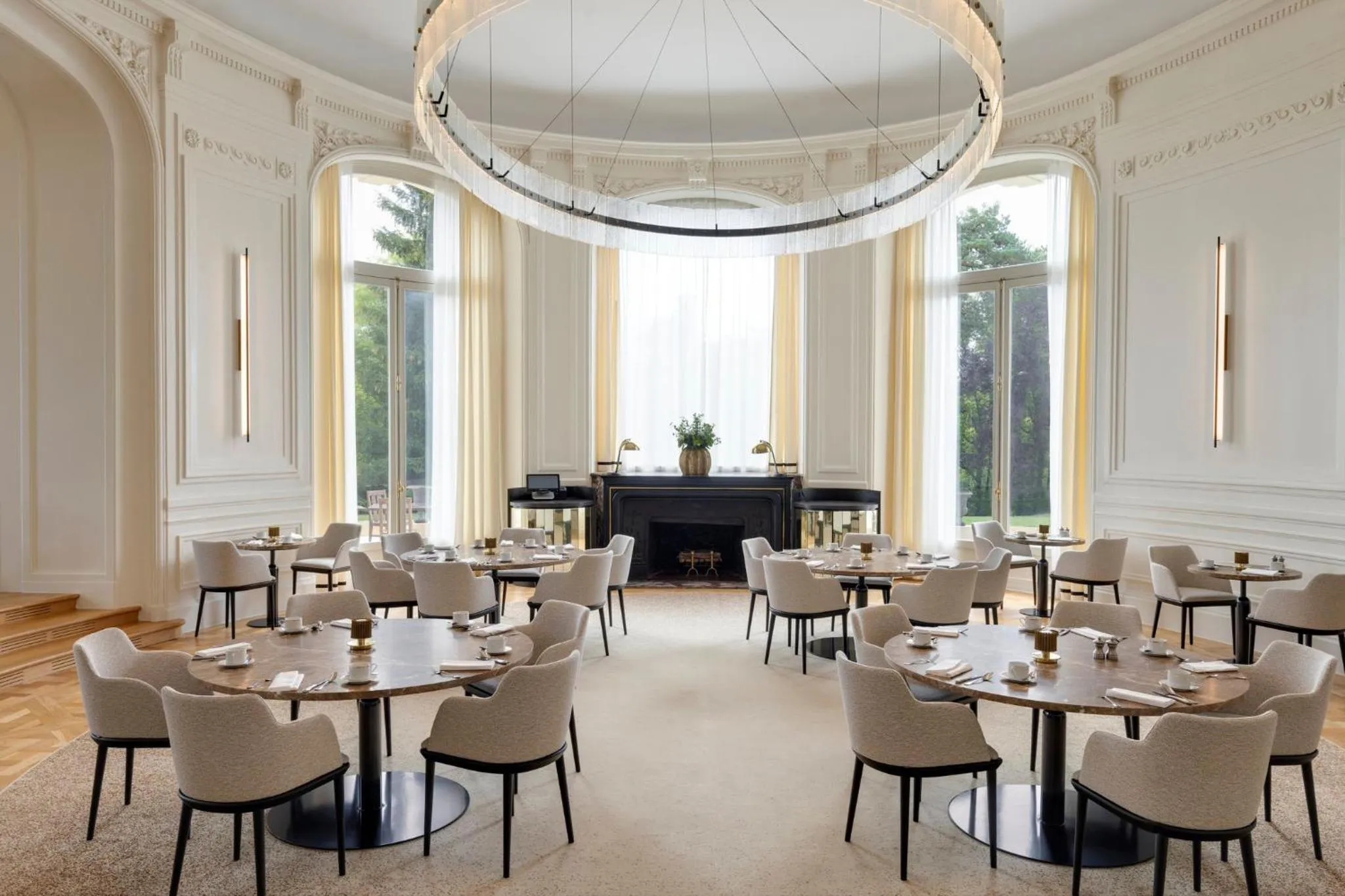 Restaurant/places to eat in InterContinental Hotels Chantilly Chateau Mont Royal by IHG