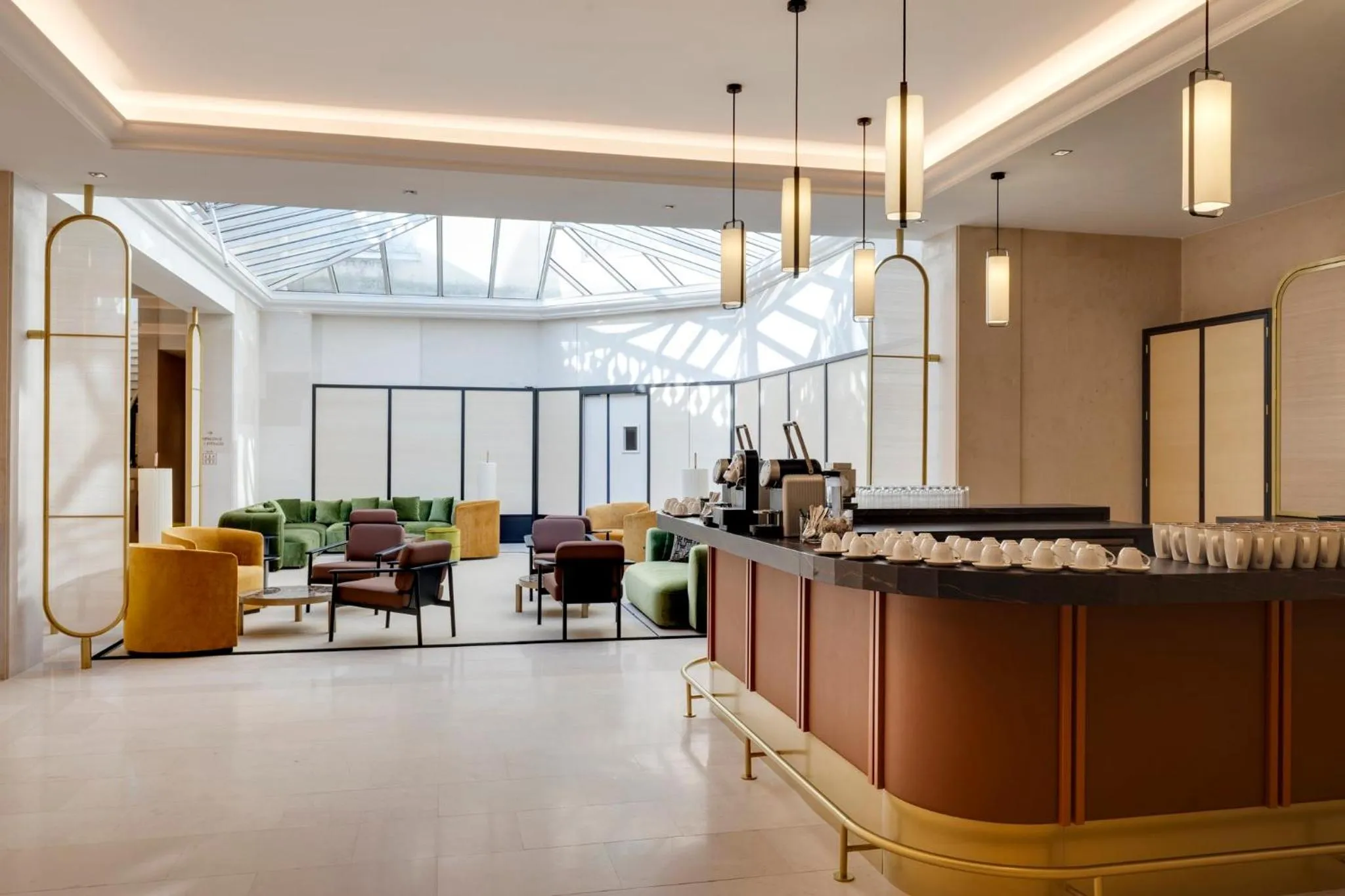 Meeting/conference room in InterContinental Hotels Chantilly Chateau Mont Royal by IHG