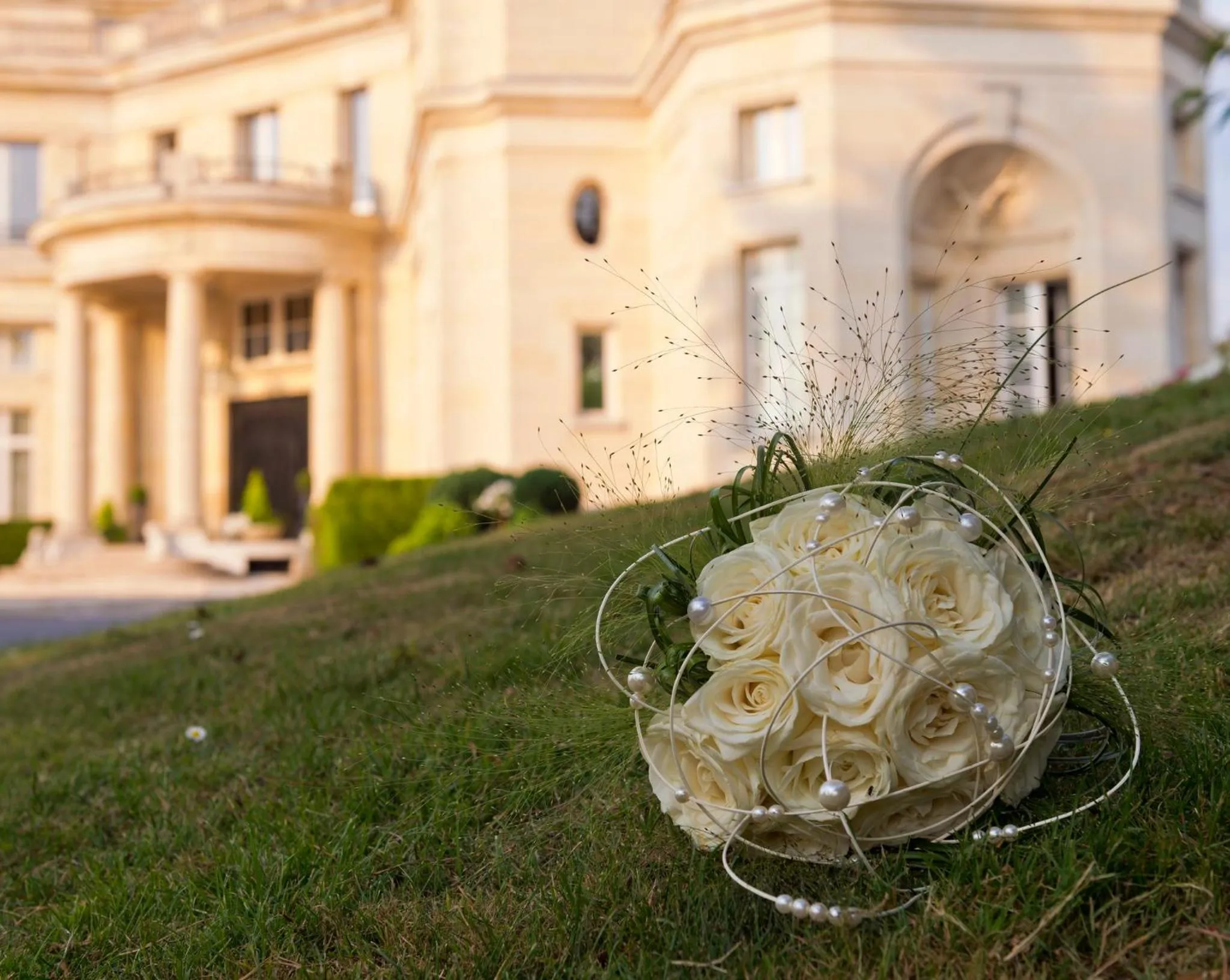 Meeting/conference room in InterContinental Hotels Chantilly Chateau Mont Royal by IHG