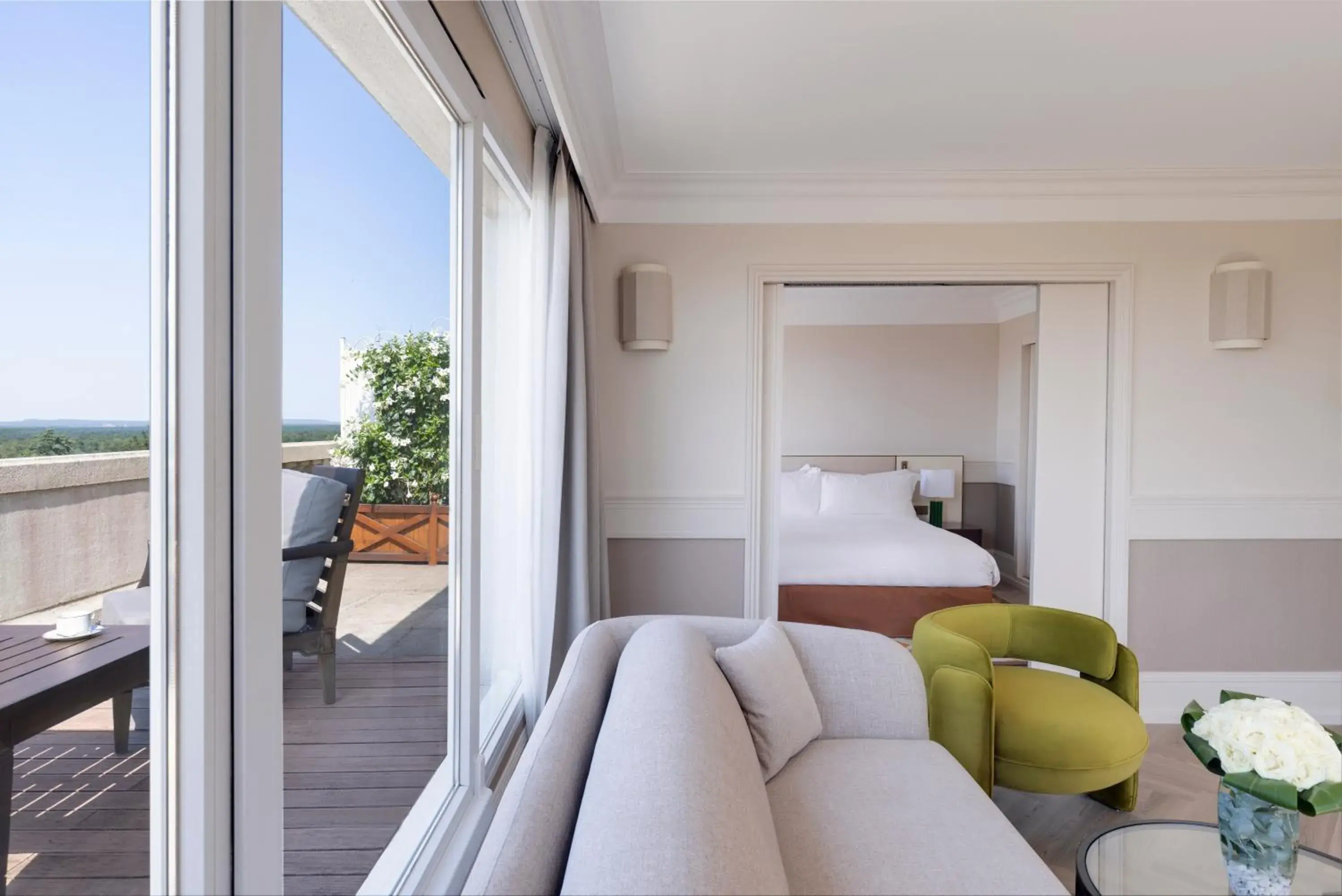 Suite in InterContinental Hotels Chantilly Chateau Mont Royal by IHG Suite in InterContinental Hotels Chantilly Chateau Mont Royal by IHG