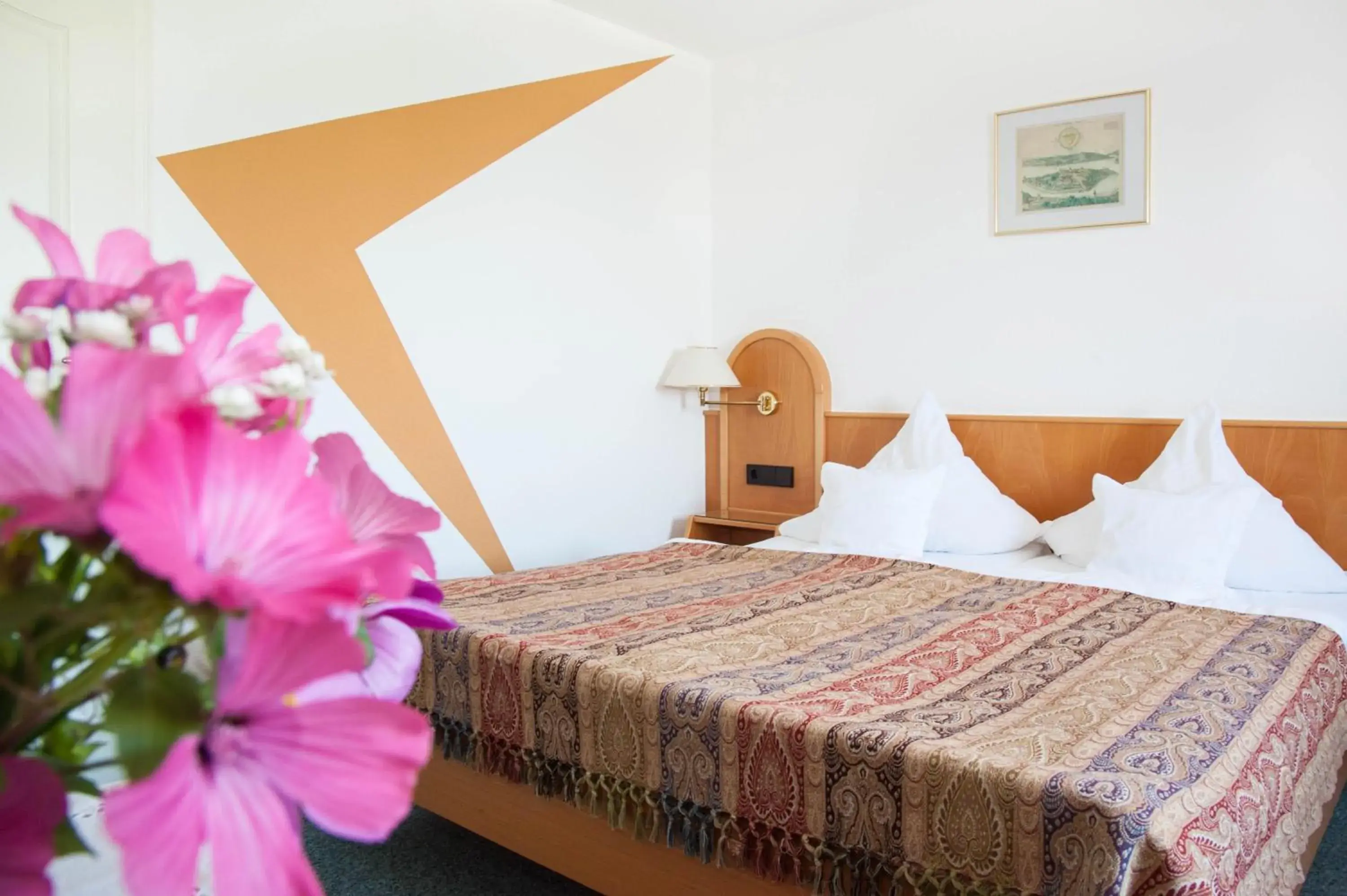 Double Room with Lake View in Insel-Hof Reichenau Hotel-garni Double Room with Lake View in Insel-Hof Reichenau Hotel-garni