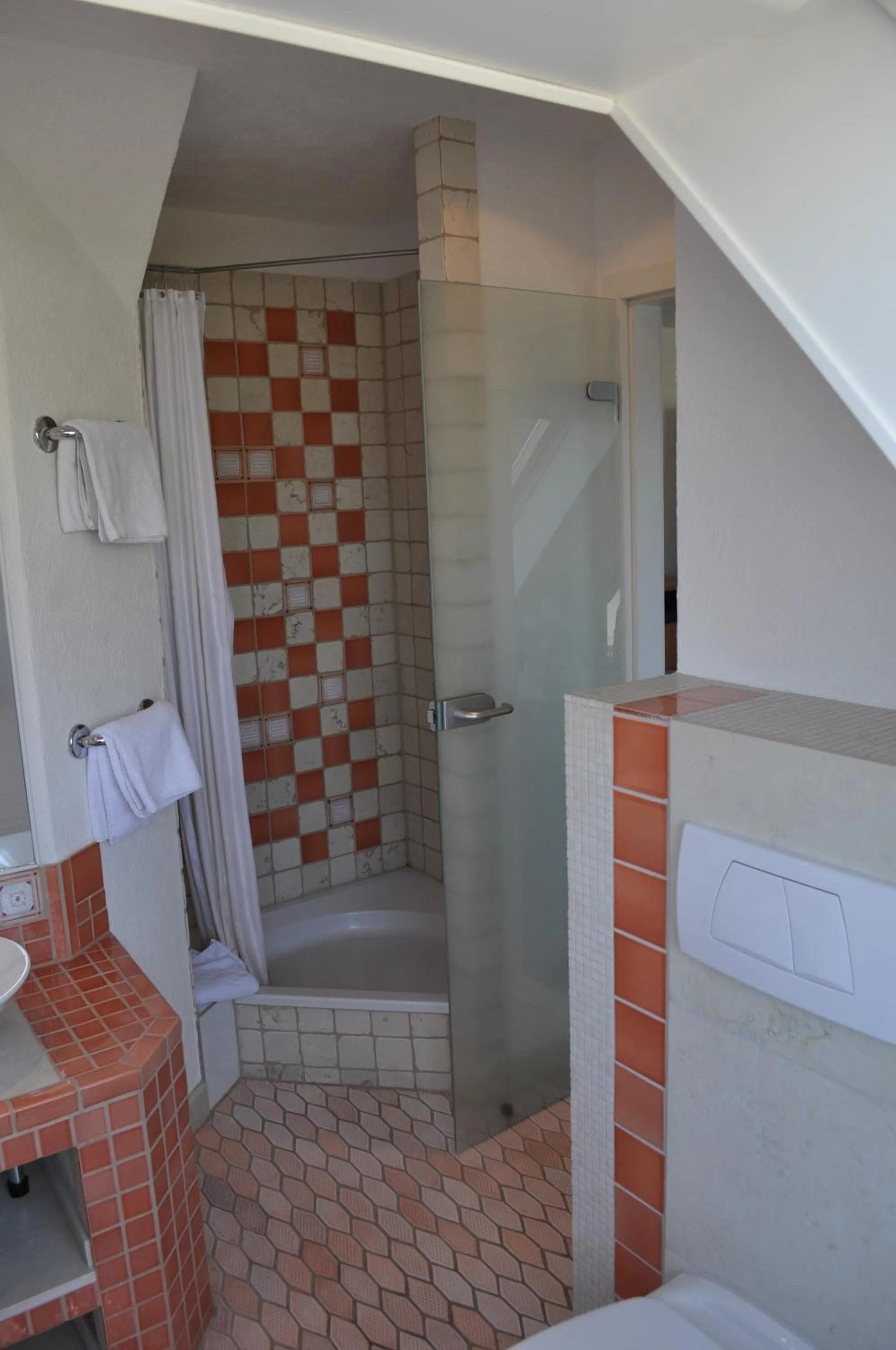 Photo of the whole room in Insel-Hof Reichenau Hotel-garni