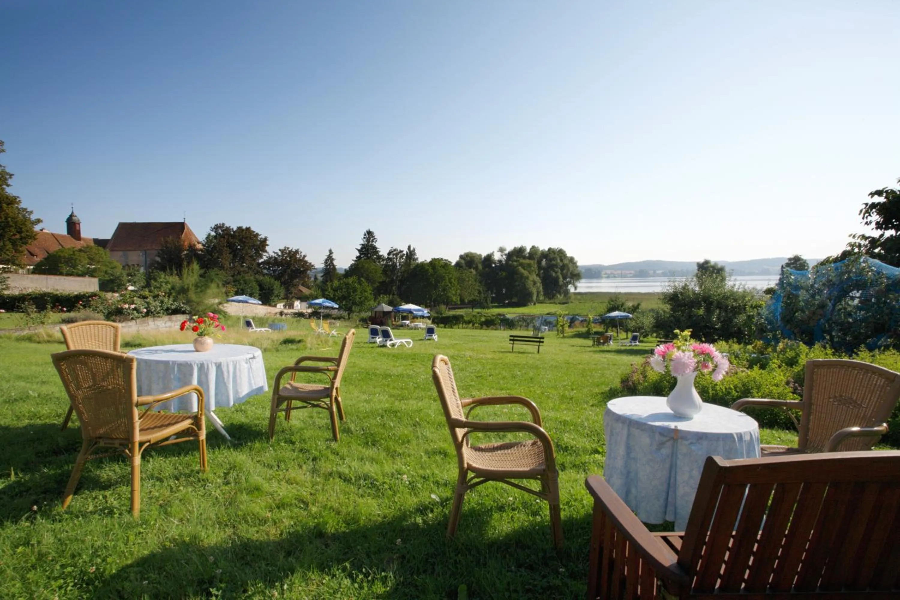 Garden in Insel-Hof Reichenau Hotel-garni