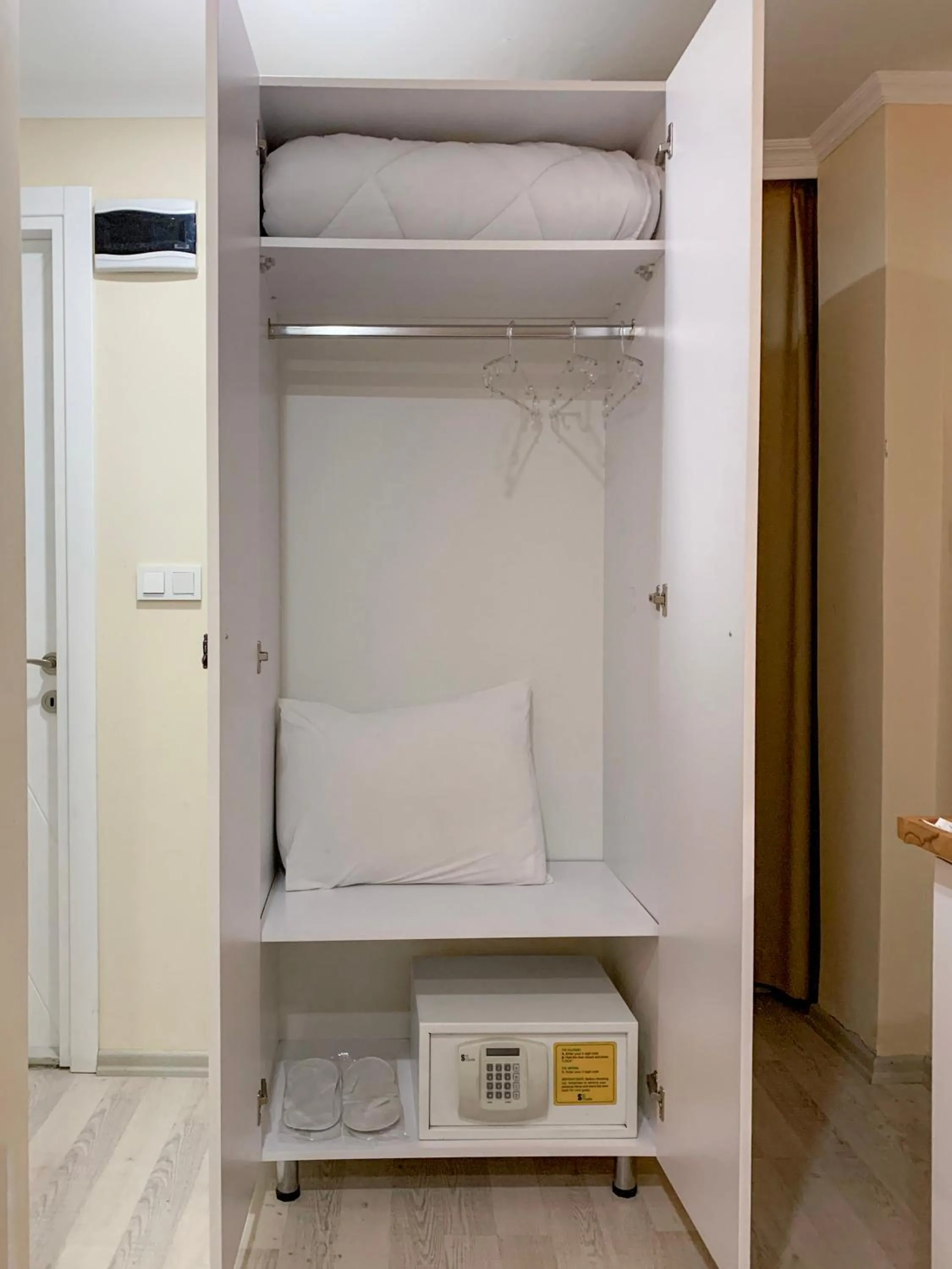 Decorative detail, Bed in Vander Valk İstanbul Hotel