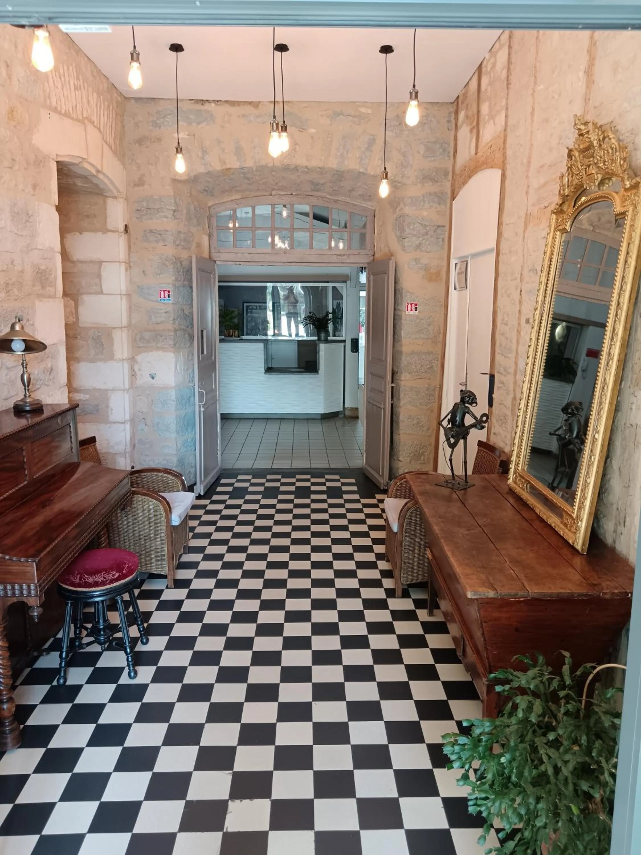 Lobby or reception in Hôtel du Château