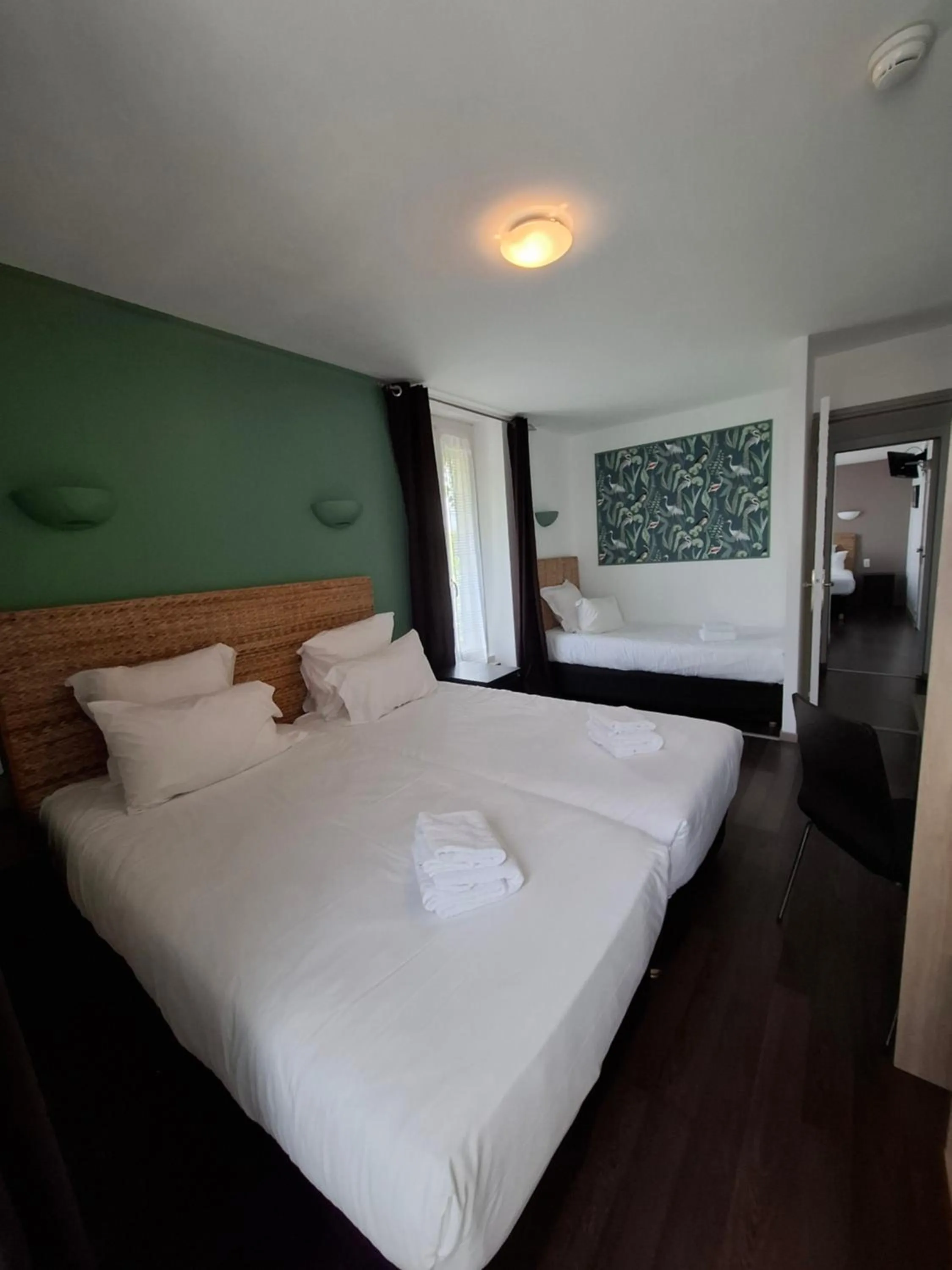 Bed in Hôtel du Château