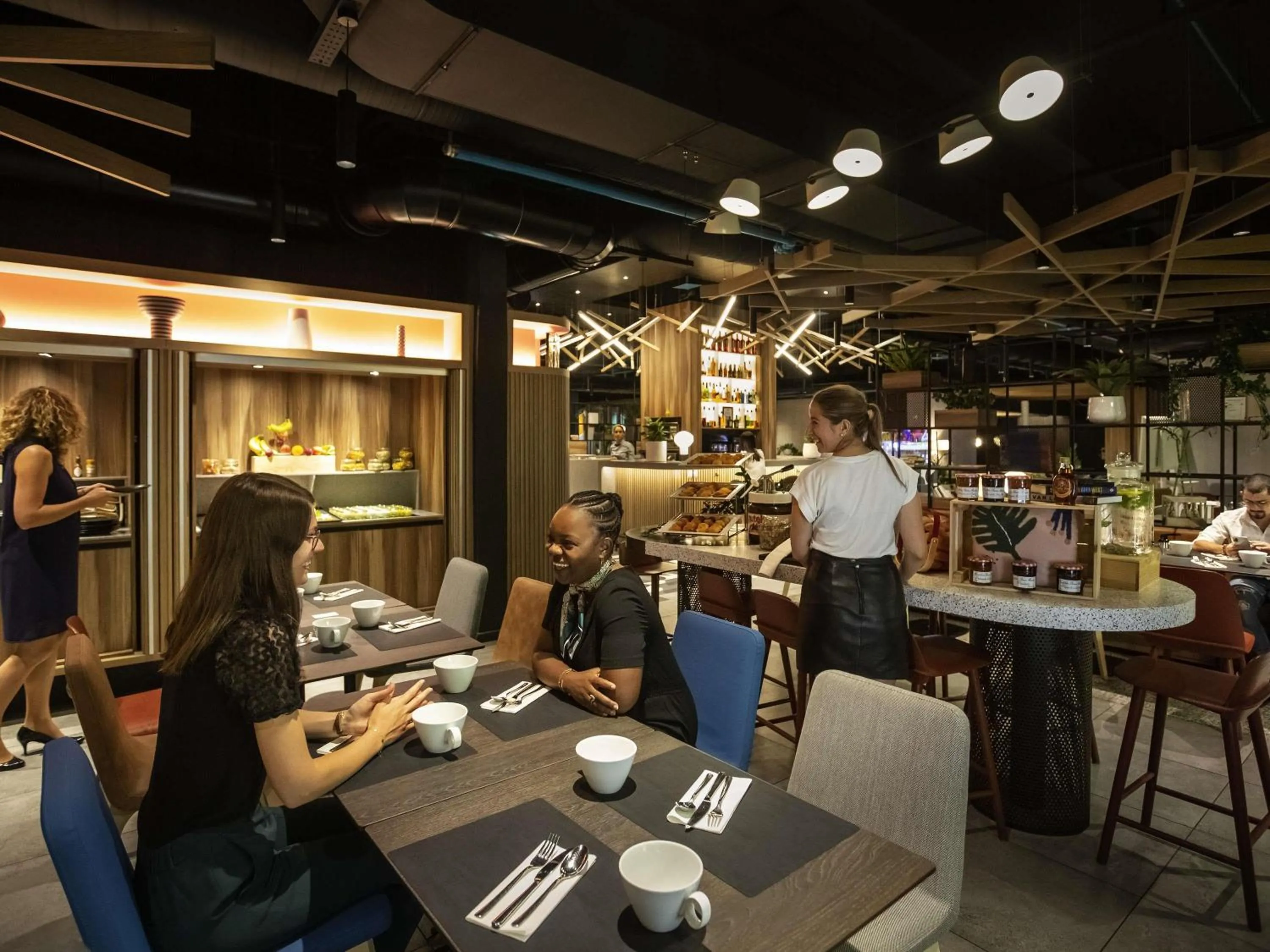 Restaurant/places to eat in ibis Strasbourg Centre Les Halles