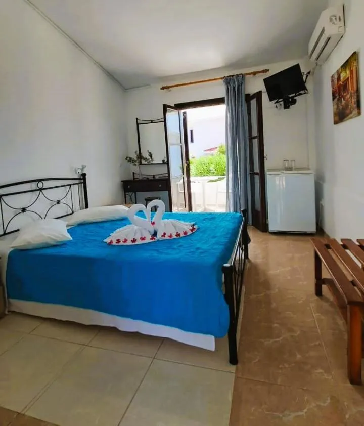 Bedroom, Bed in Kefalonia Beach Hotel & Bungalows