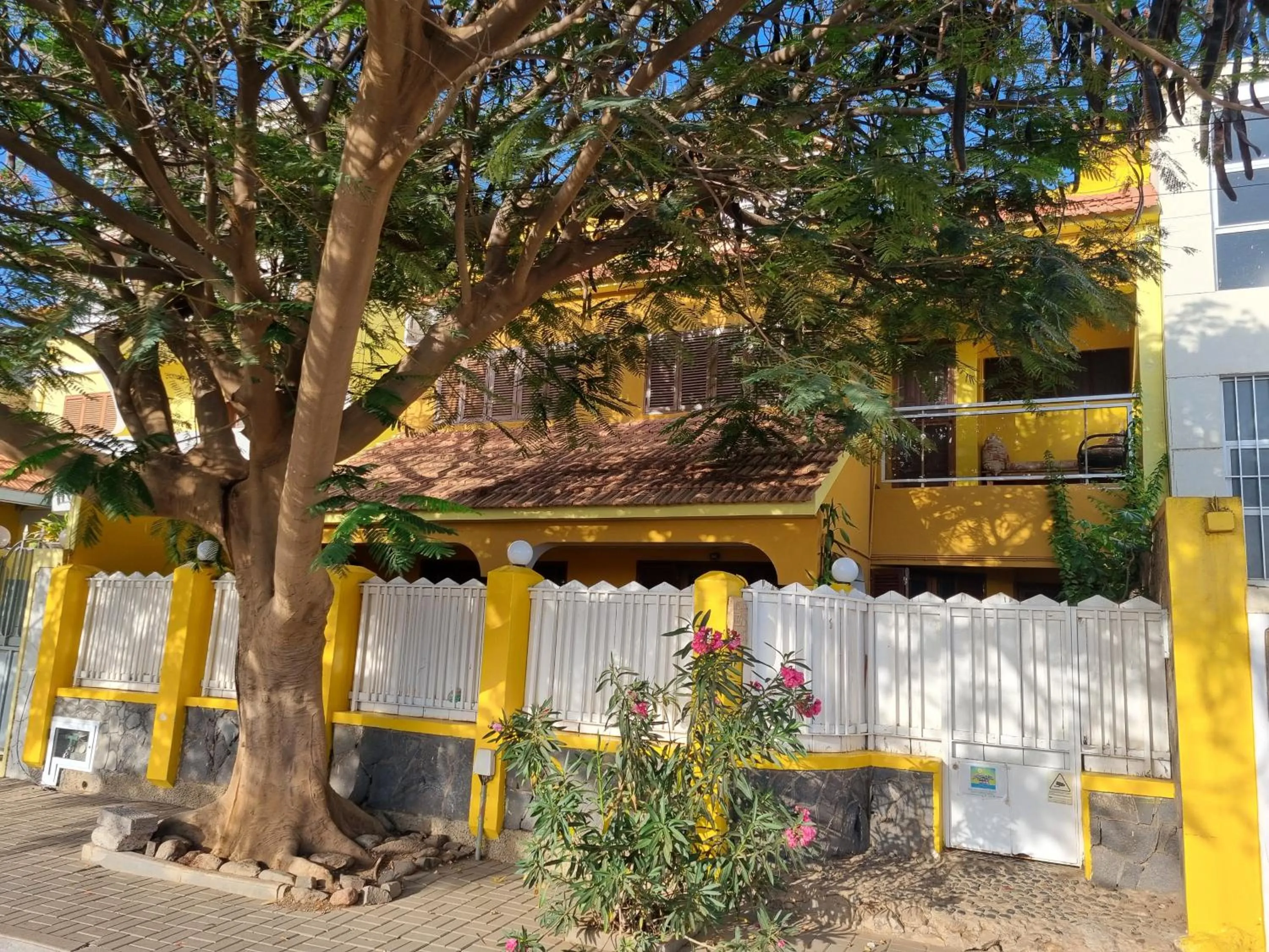 Property building in O Jardim do Vinho, AC