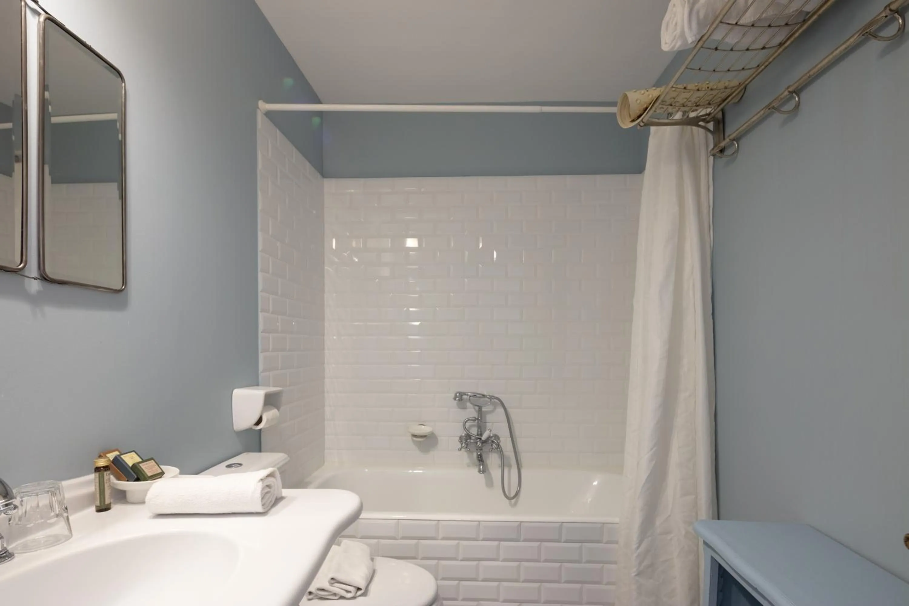 Bath in Hotel De L'Atelier