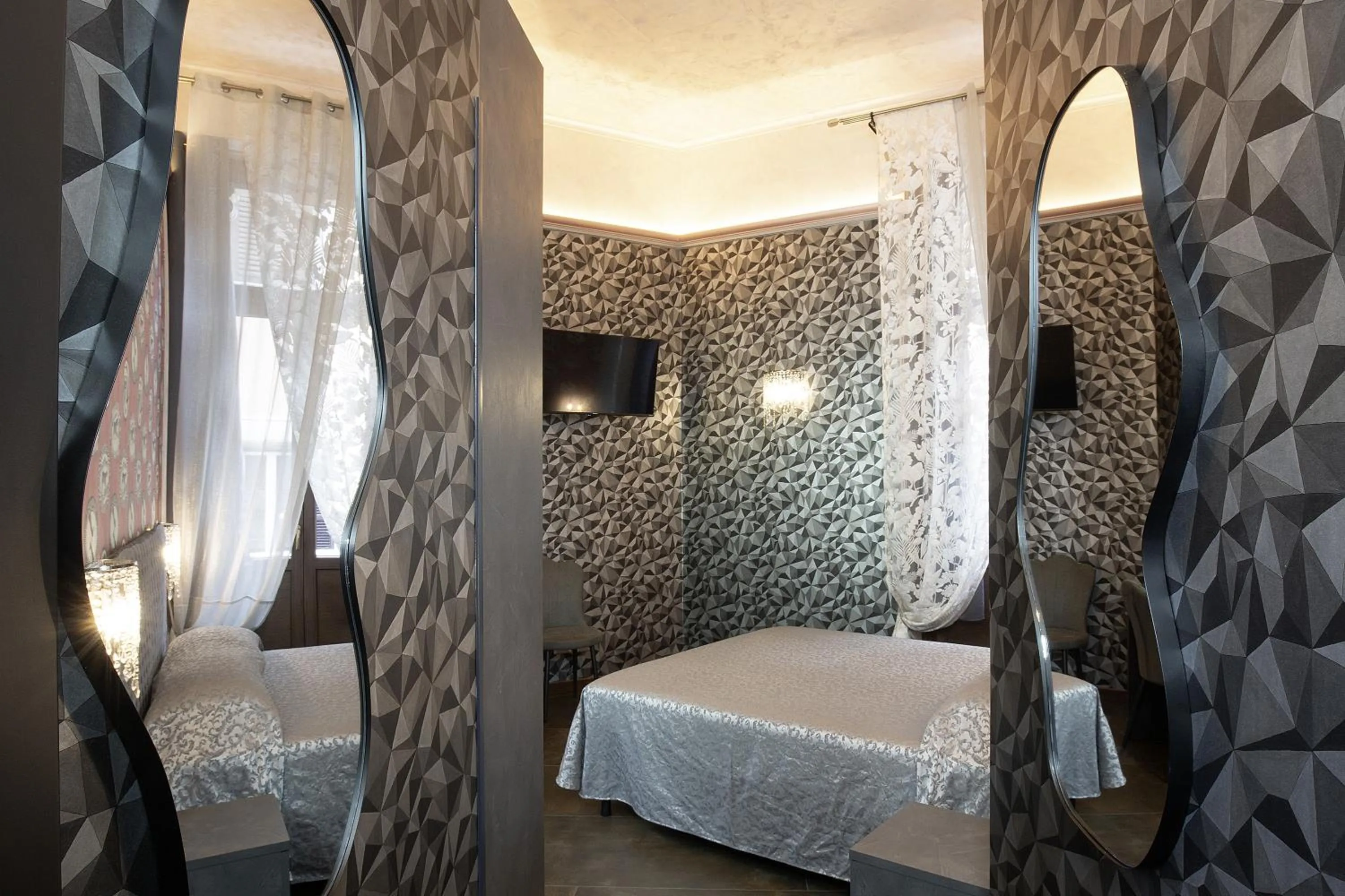 Photo of the whole room, Bed in Antica Dimora Delle Cinque Lune