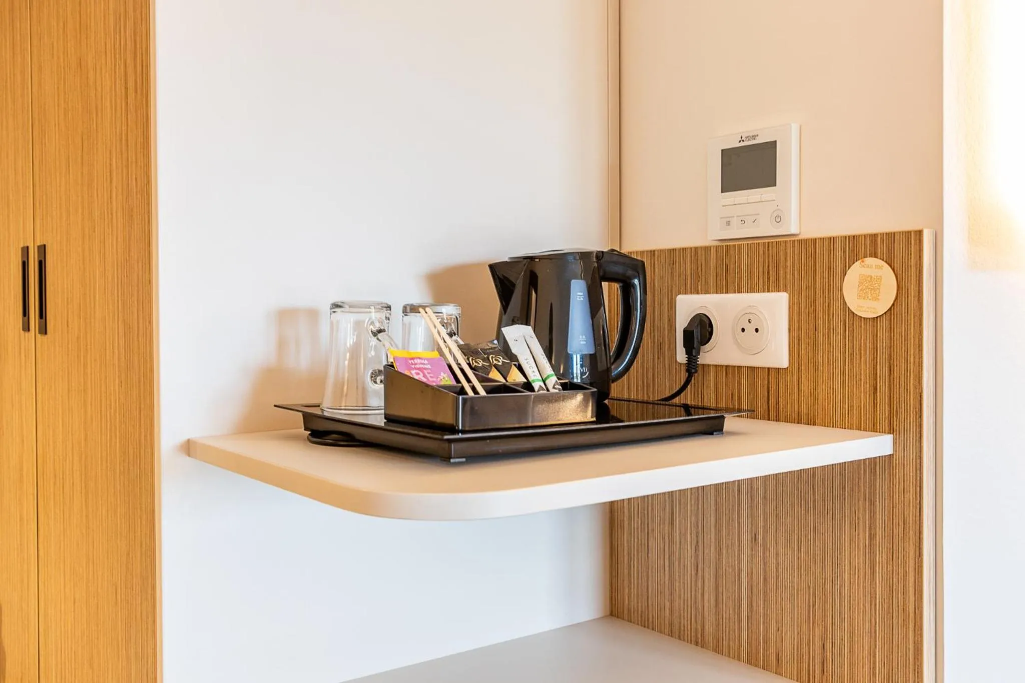 Coffee/tea facilities in Brit Hotel, Spa & Restaurant - Colmar Est