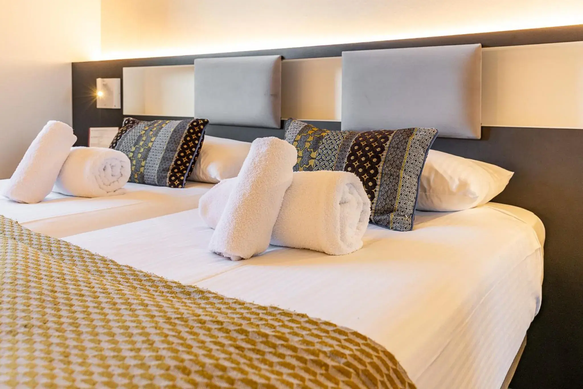 Comfort Twin Room in Brit Hotel, Spa & Restaurant - Colmar Est Comfort Twin Room in Brit Hotel, Spa & Restaurant - Colmar Est