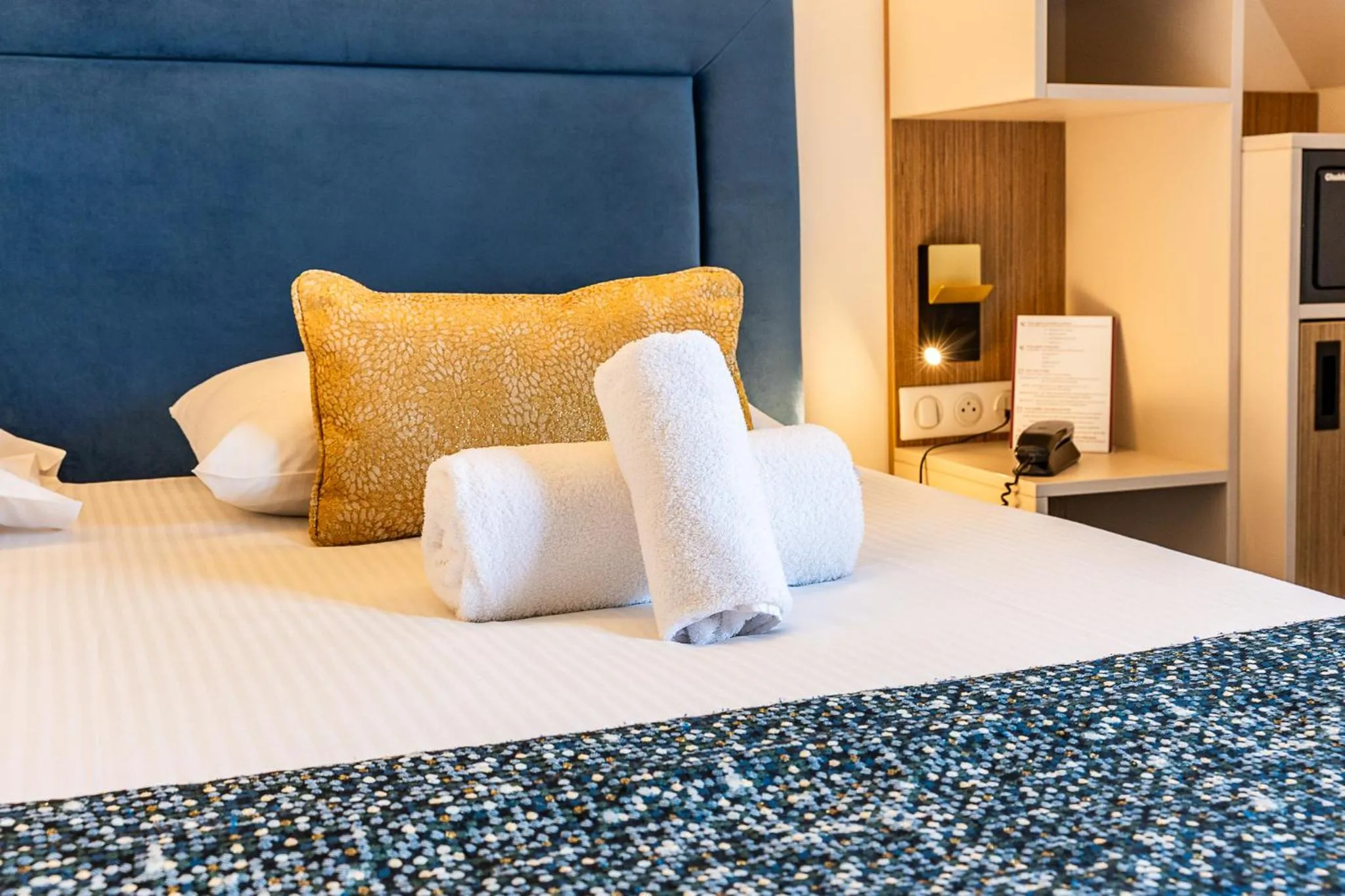 Decorative detail, Bed in Brit Hotel, Spa & Restaurant - Colmar Est