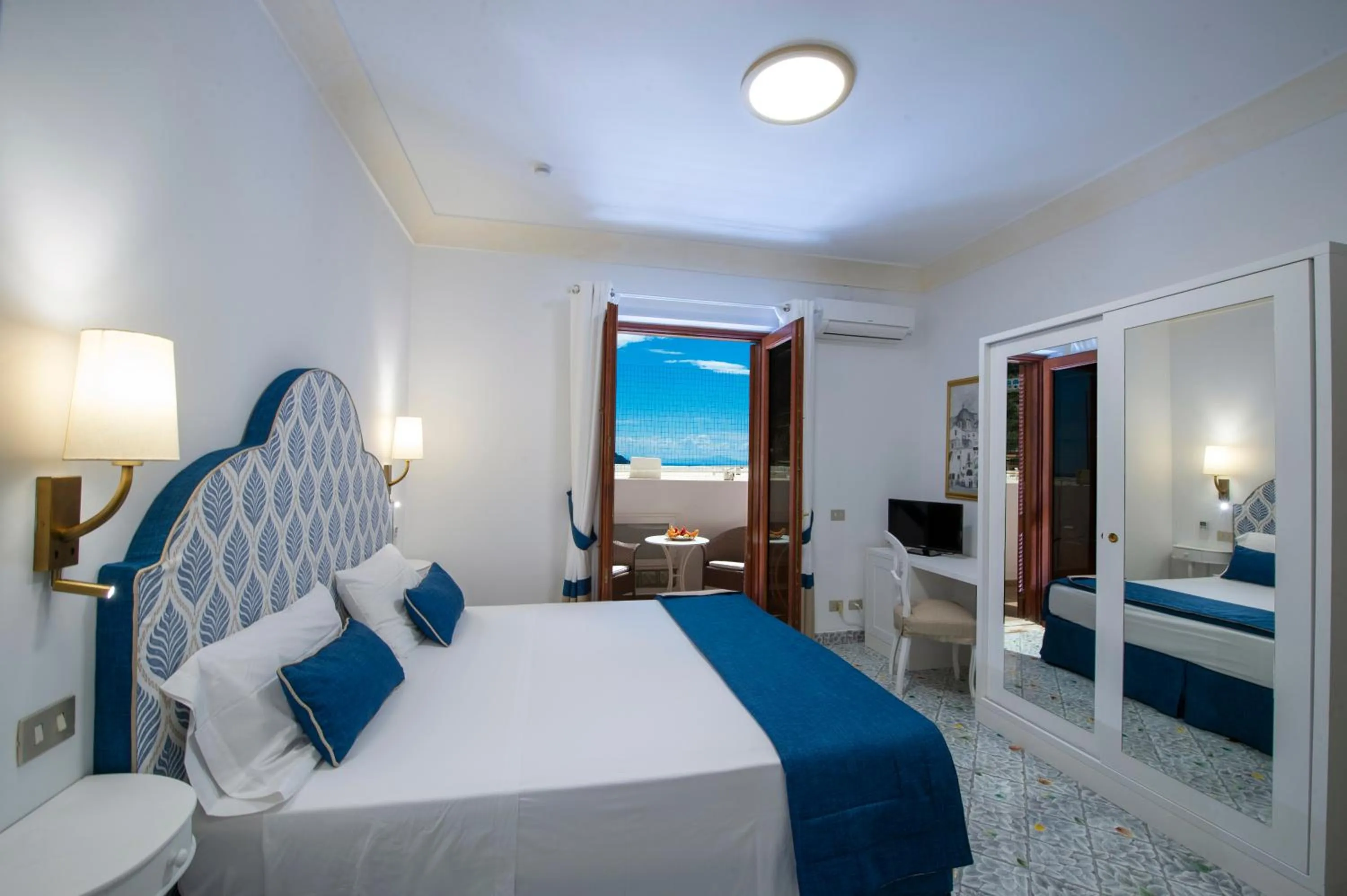 Bedroom, Bed in Hotel Casa Albertina