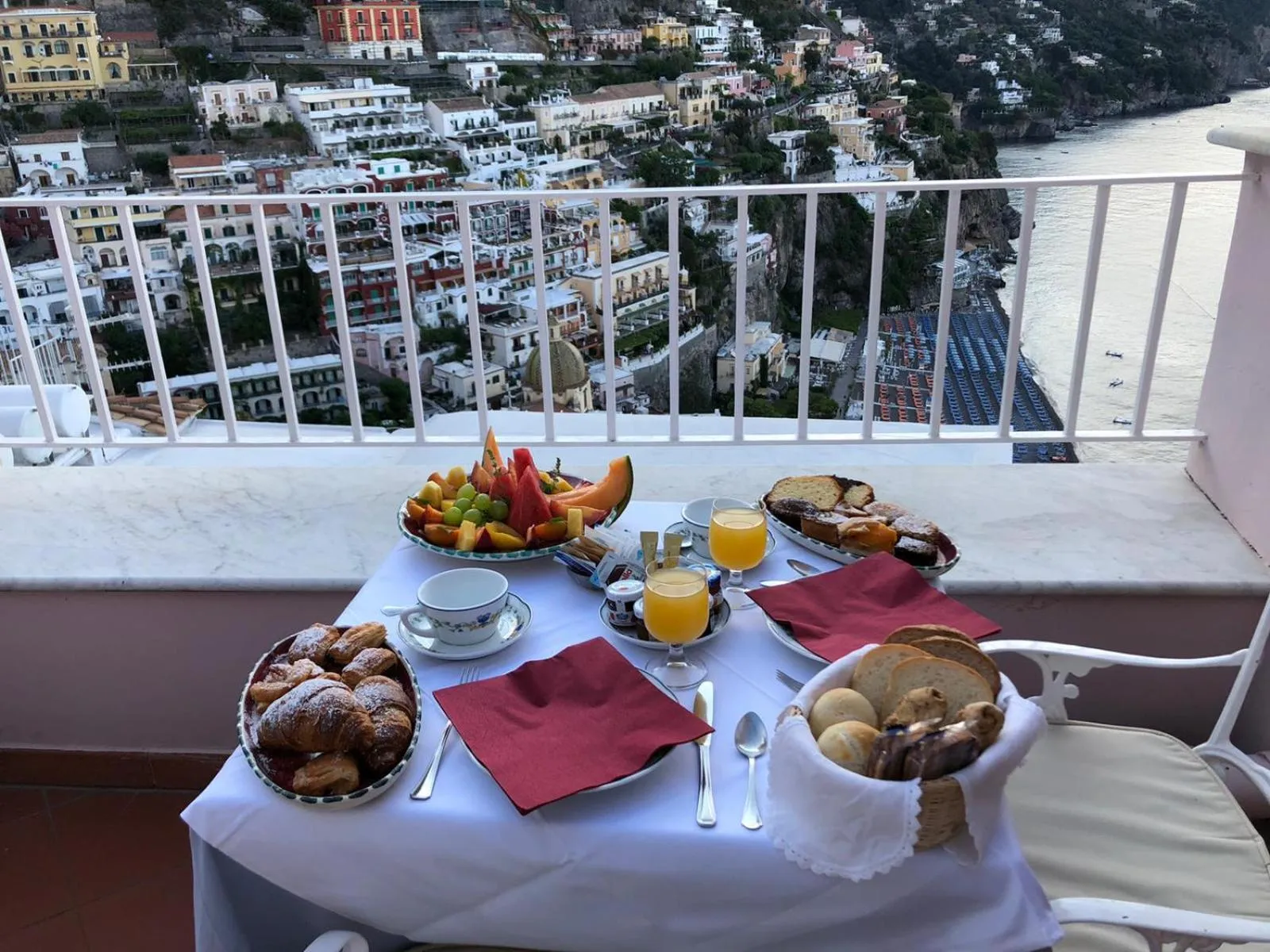 Breakfast in Hotel Casa Albertina