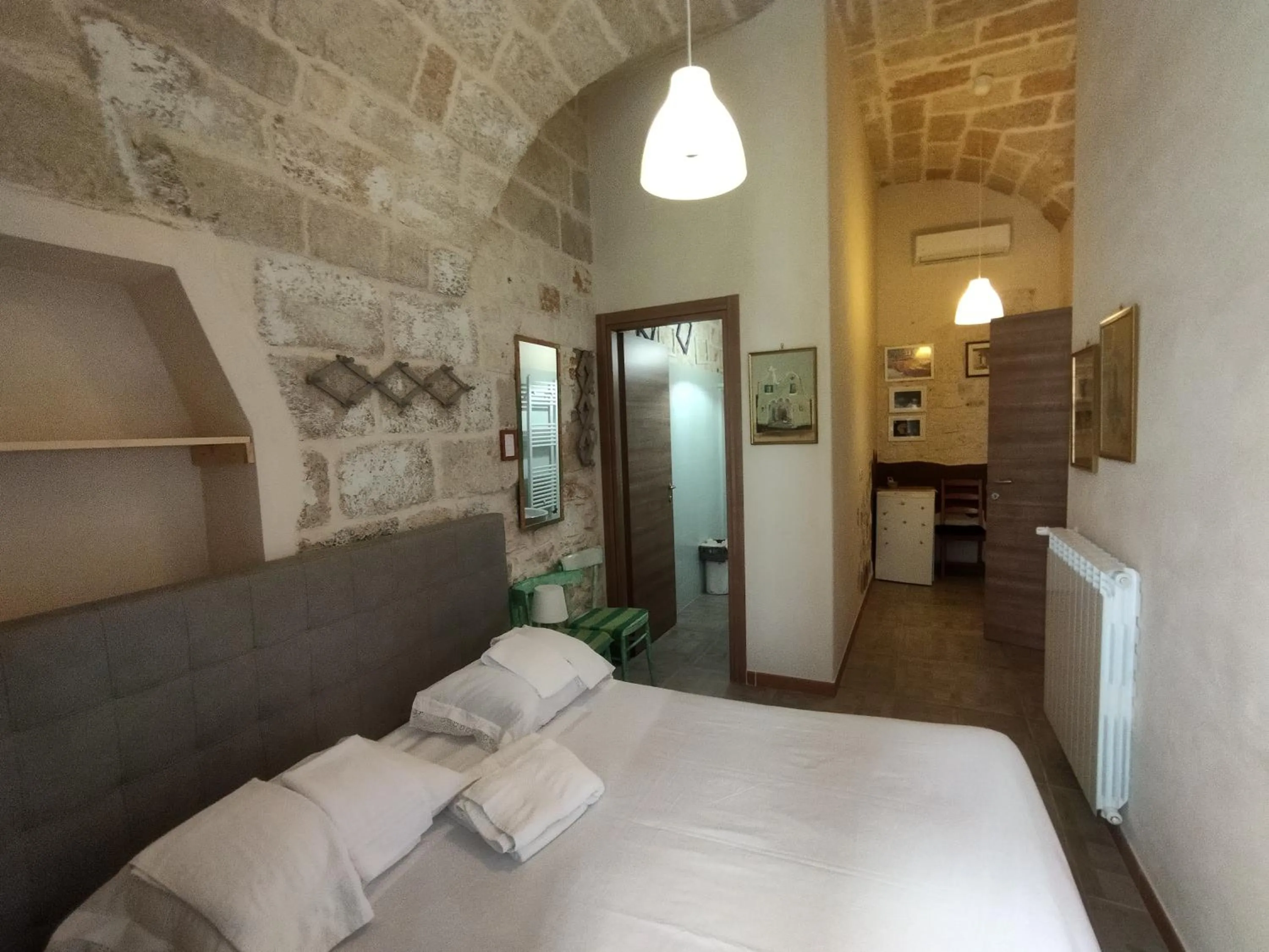 Photo of the whole room, Bed in Dimora delle Badesse