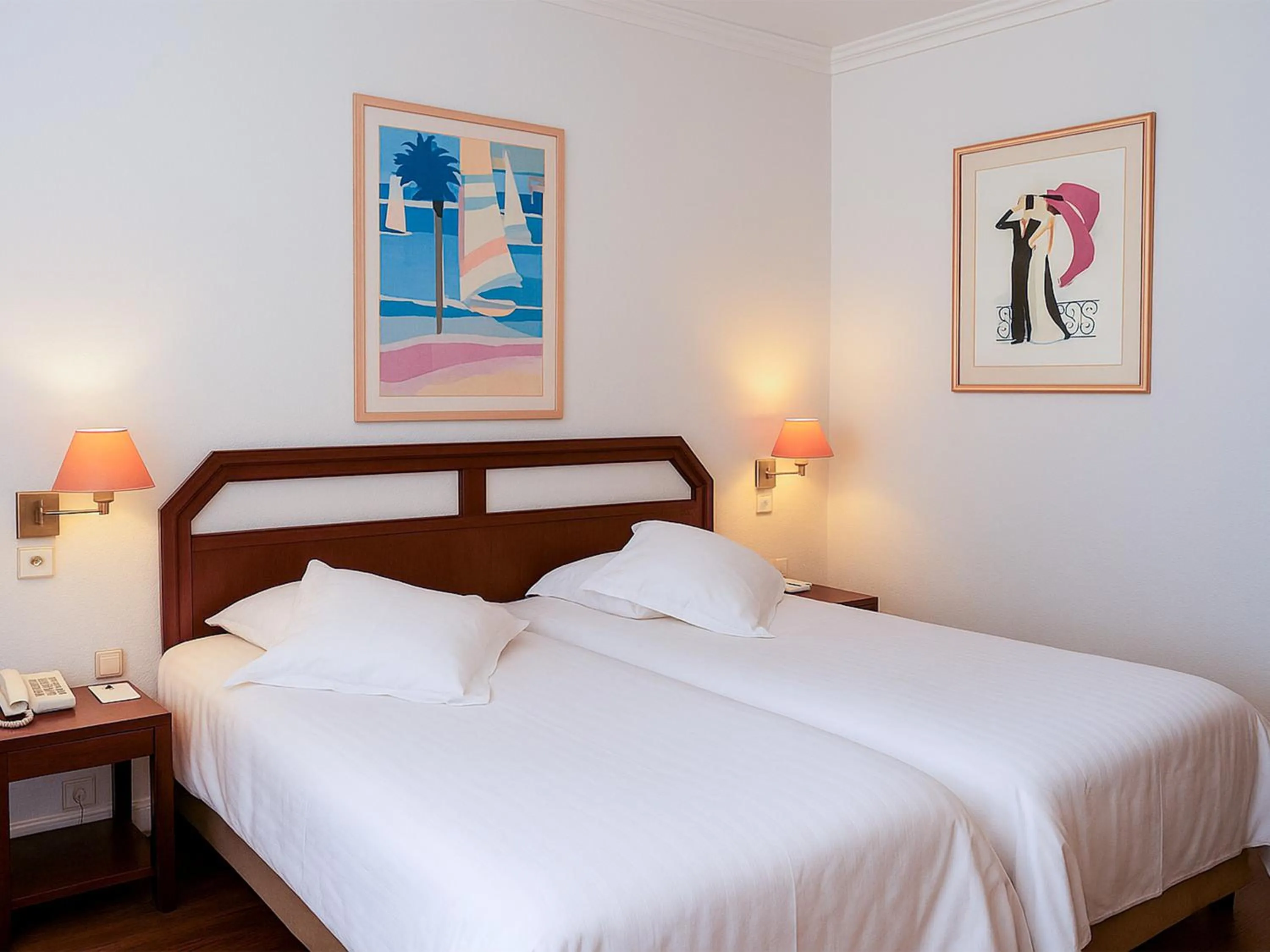 Property building, Bed in Hotel Du Parc - Mulhouse Centre