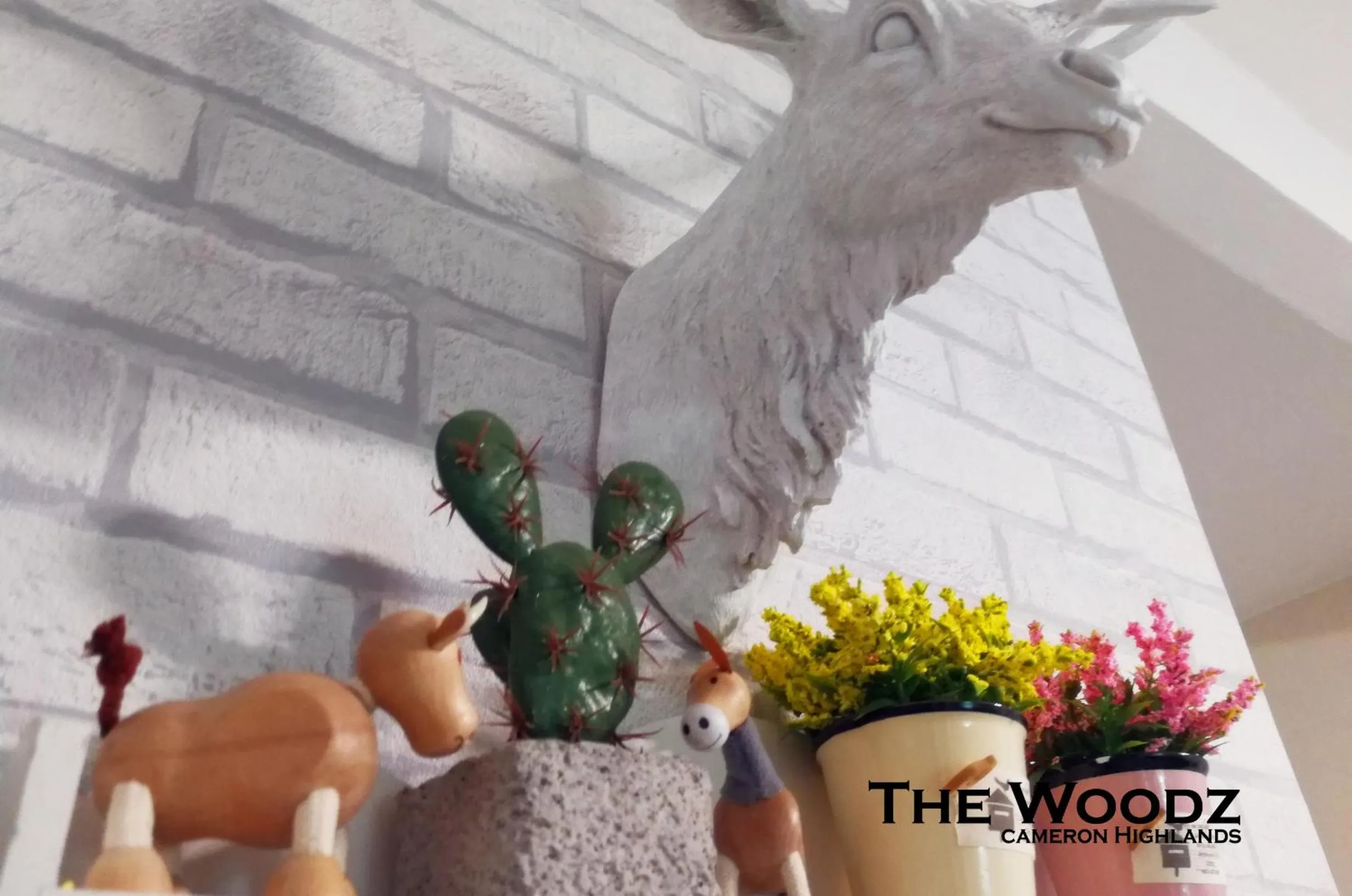 The Woodz Homestay - 2 Storey Landed House