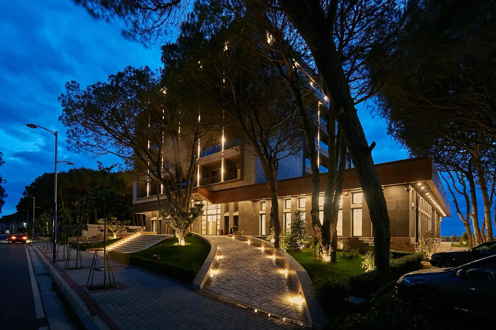 Property building in ETER Hotel