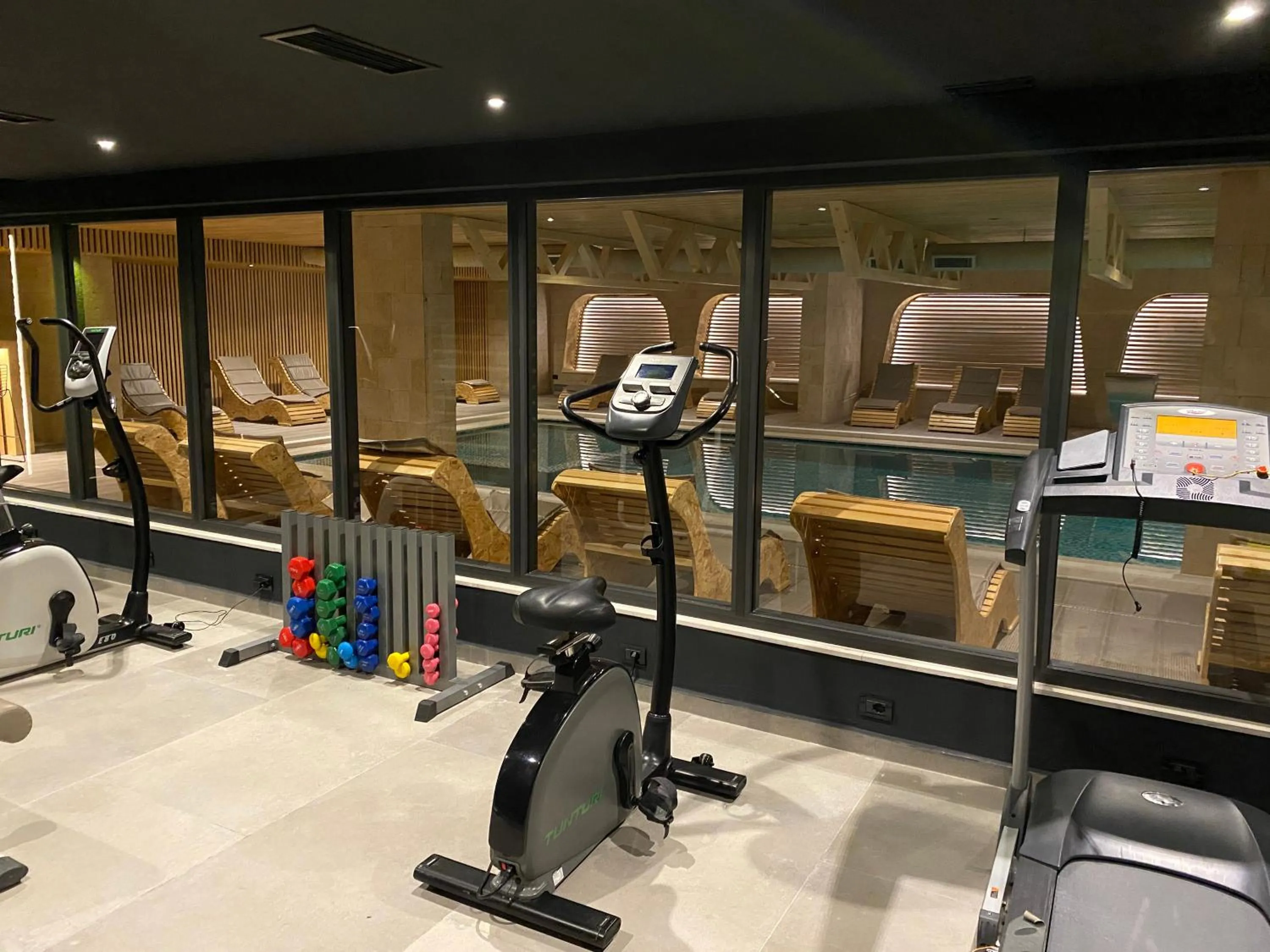 Fitness centre/facilities in ETER Hotel