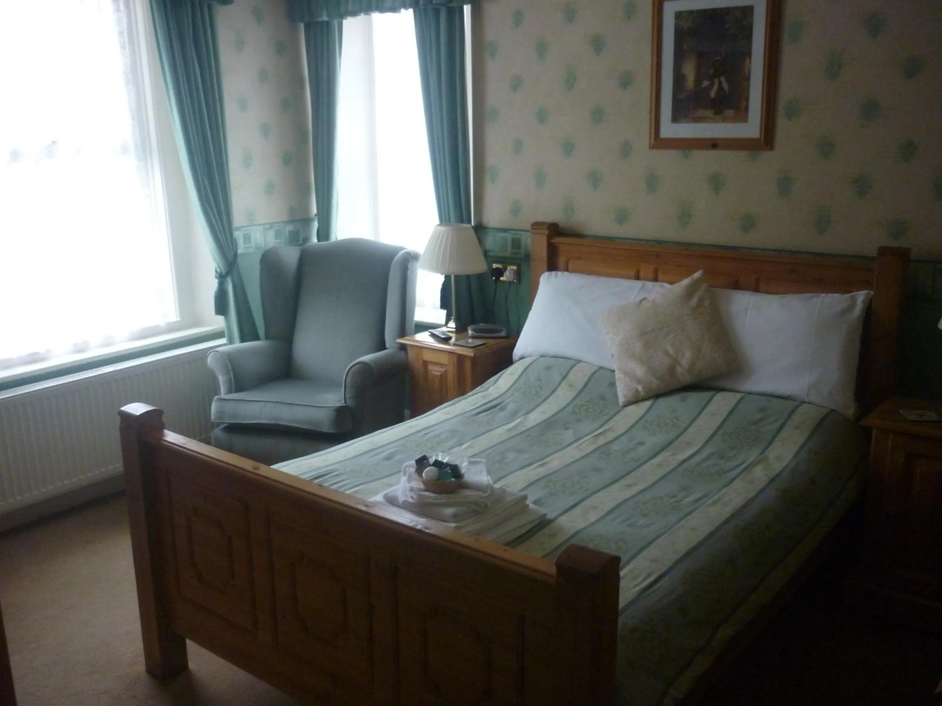 Bedroom, Bed in Ashwood Grange