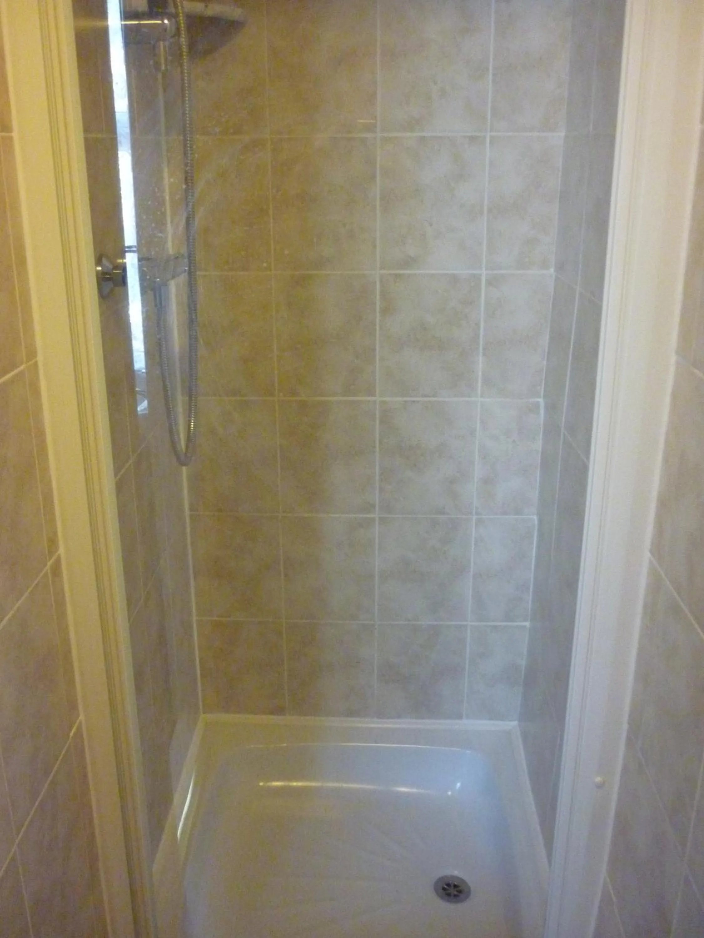 Shower in Ashwood Grange