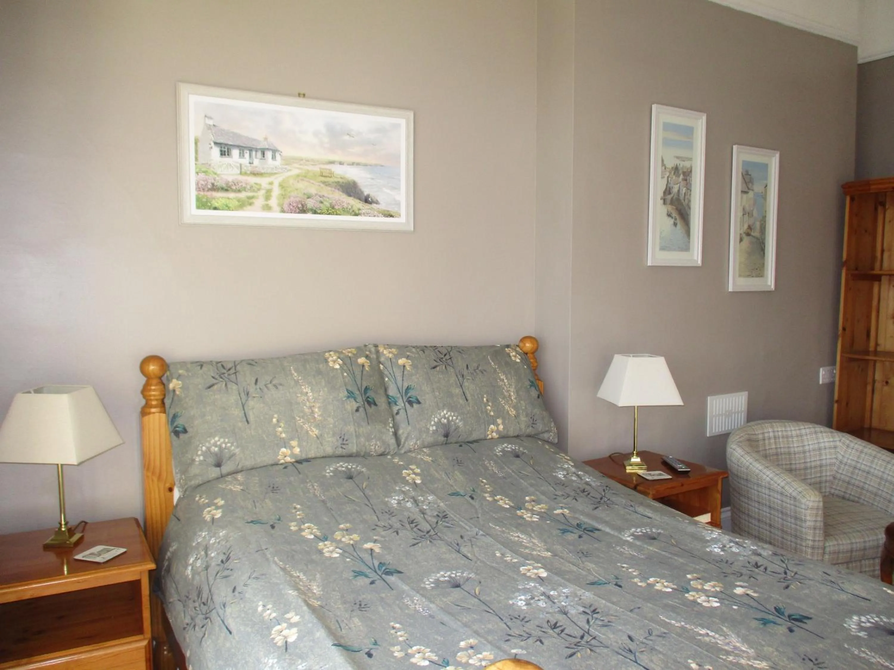 Bed in Ashwood Grange