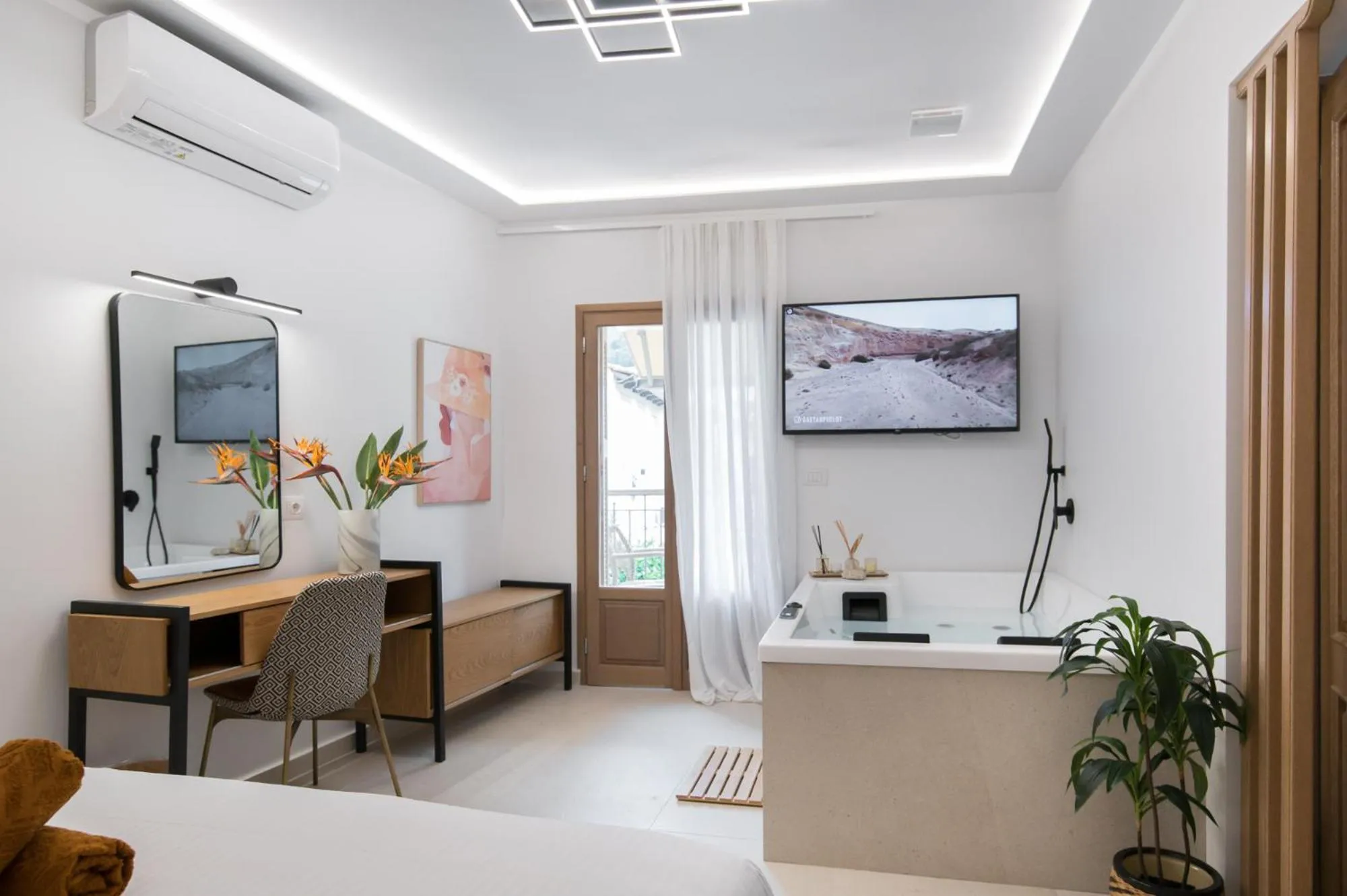 TV and multimedia in The Well Parga