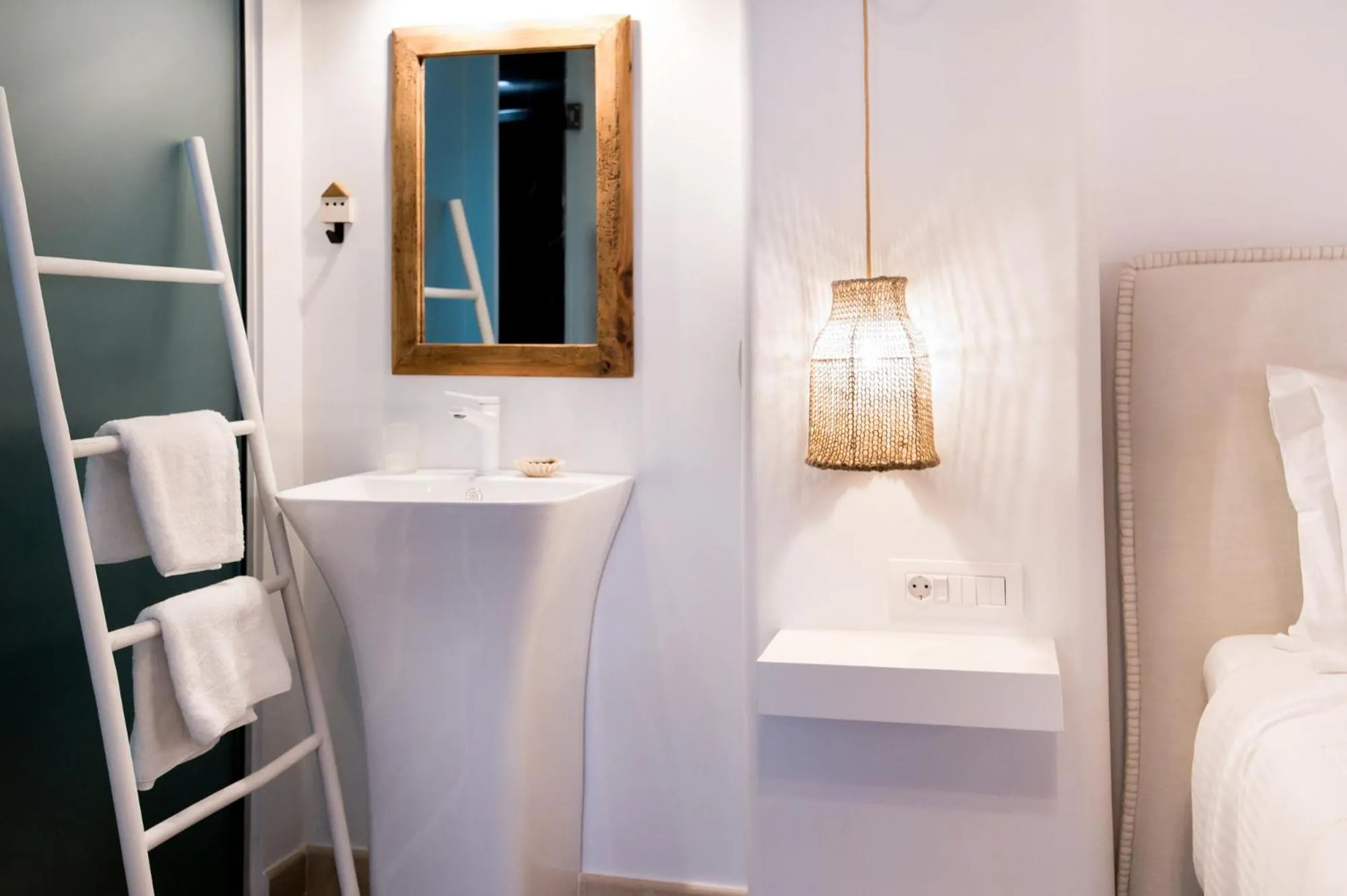 Bedroom in The Well Parga