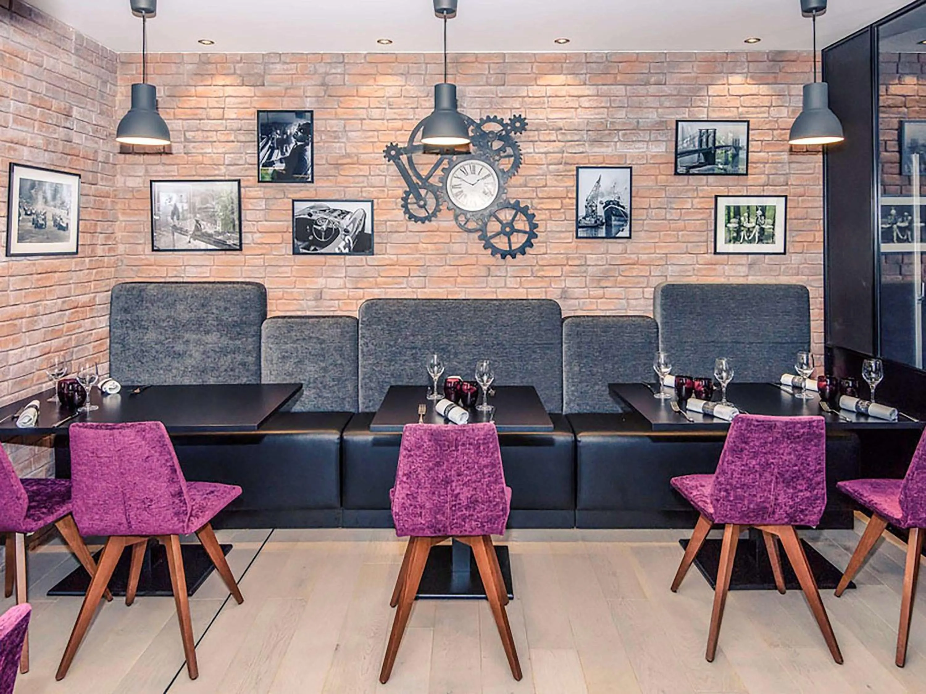 Restaurant/places to eat in Mercure Poitiers Site du Futuroscope