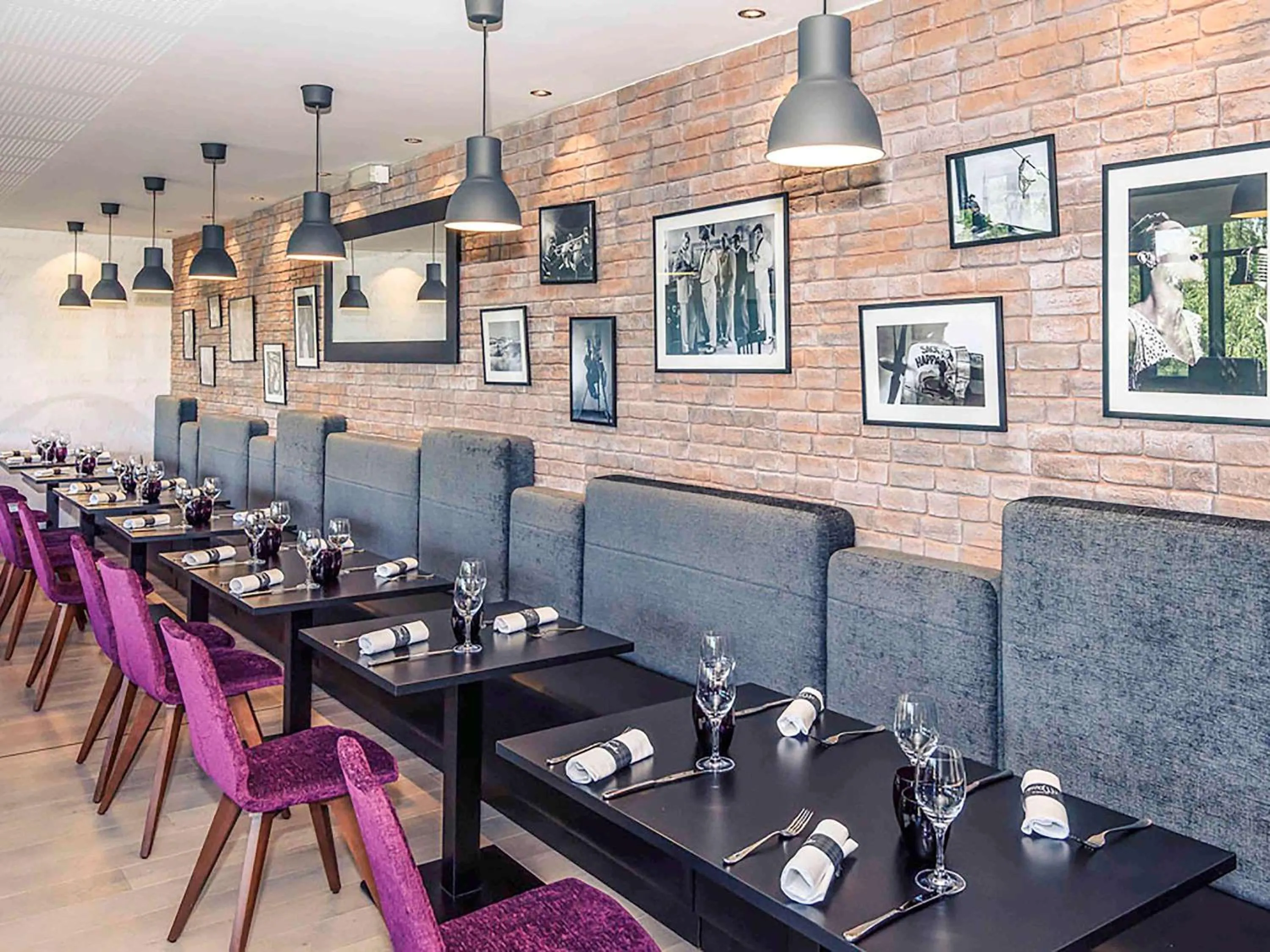 Restaurant/places to eat in Mercure Poitiers Site du Futuroscope