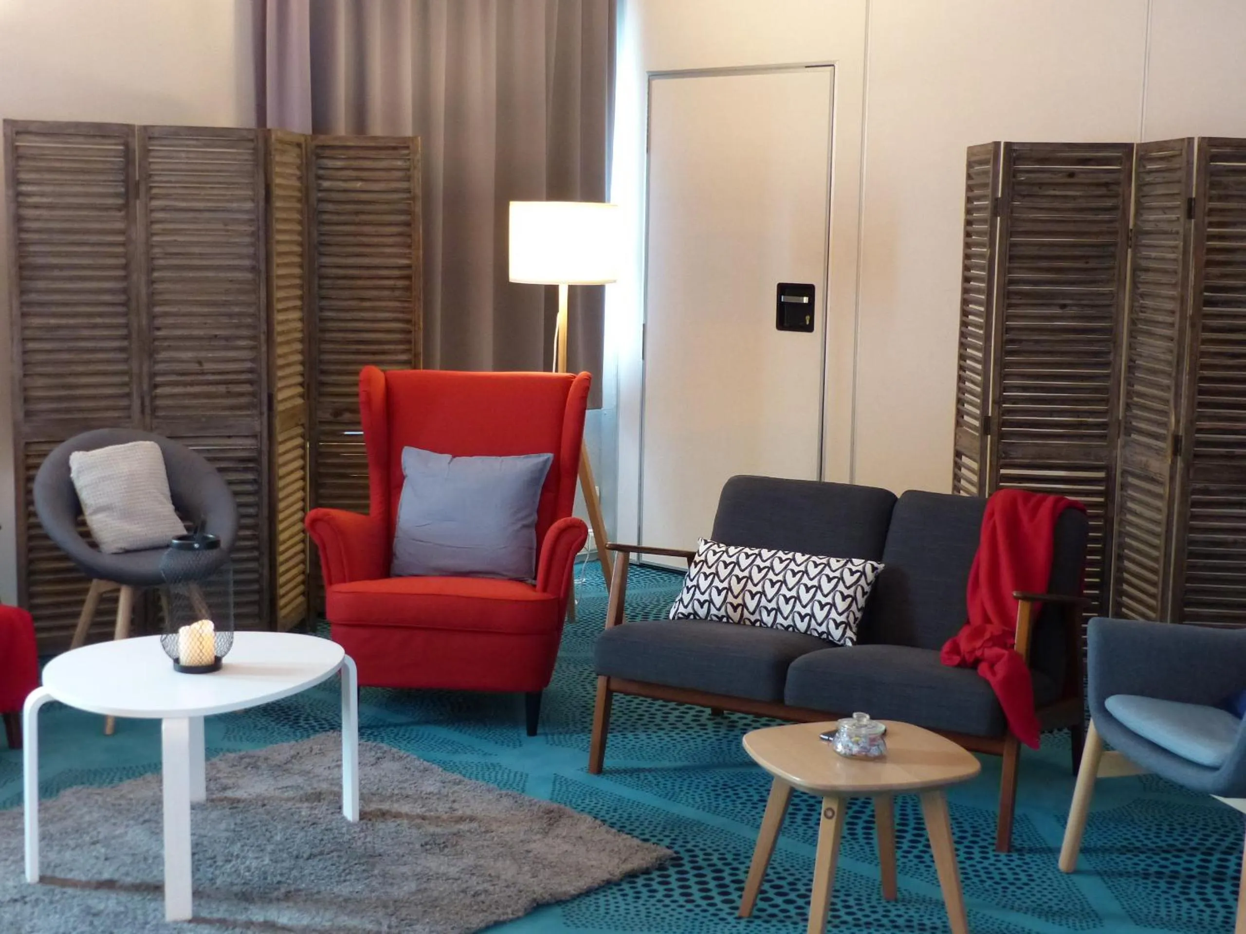 Living room in Mercure Poitiers Site du Futuroscope