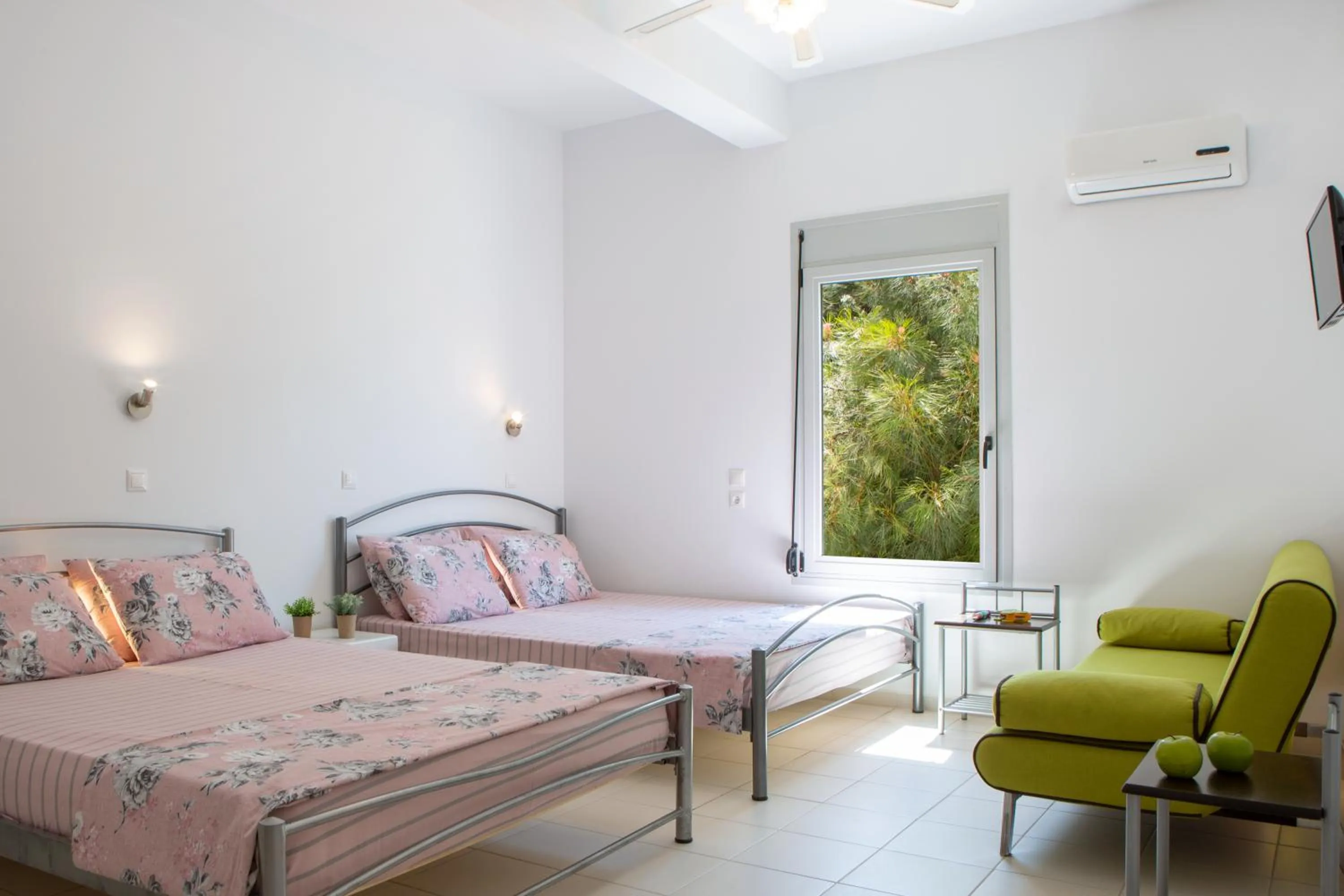 Bedroom, Bed in Dream View Villas