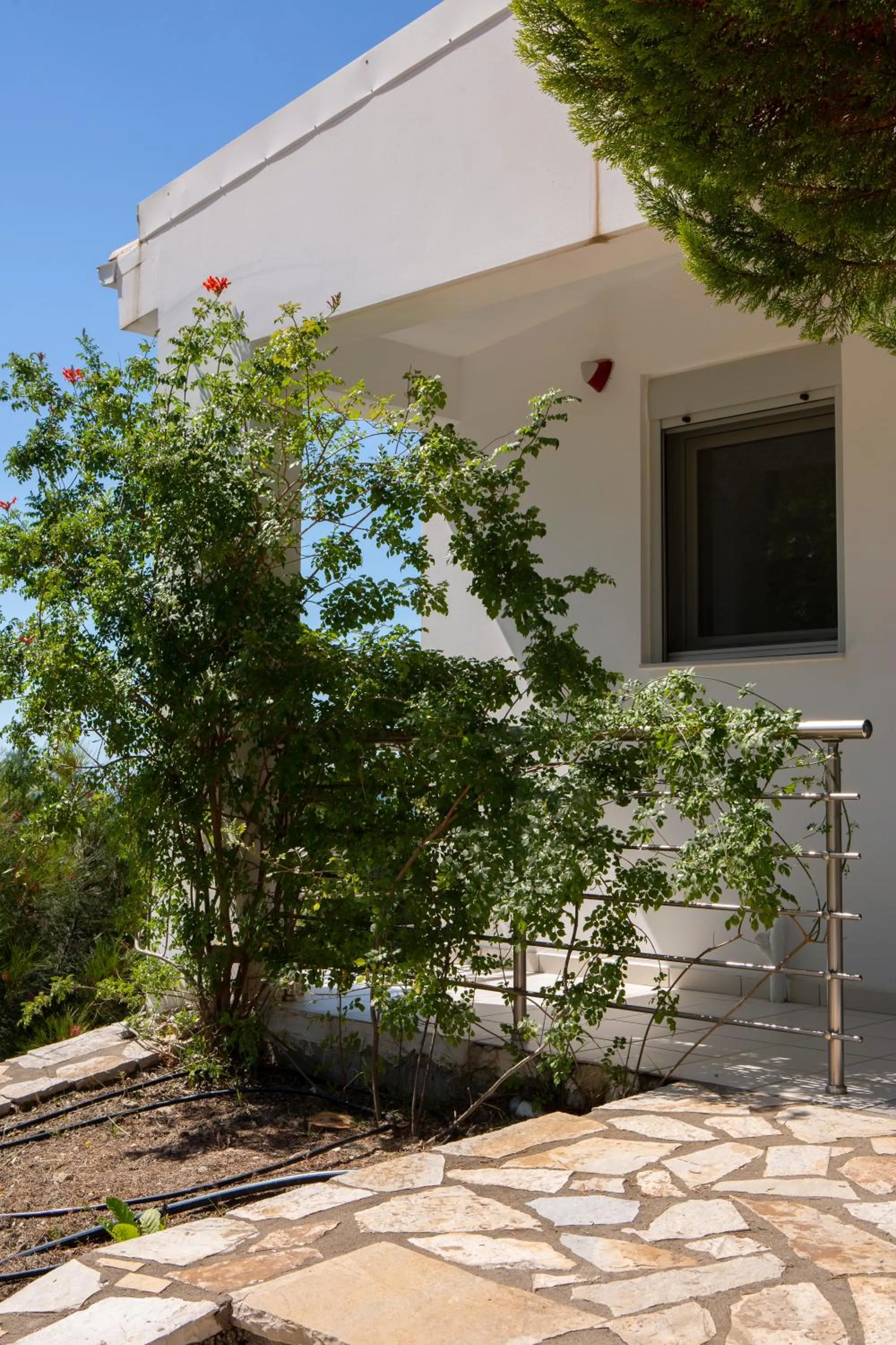 Facade/entrance in Dream View Villas