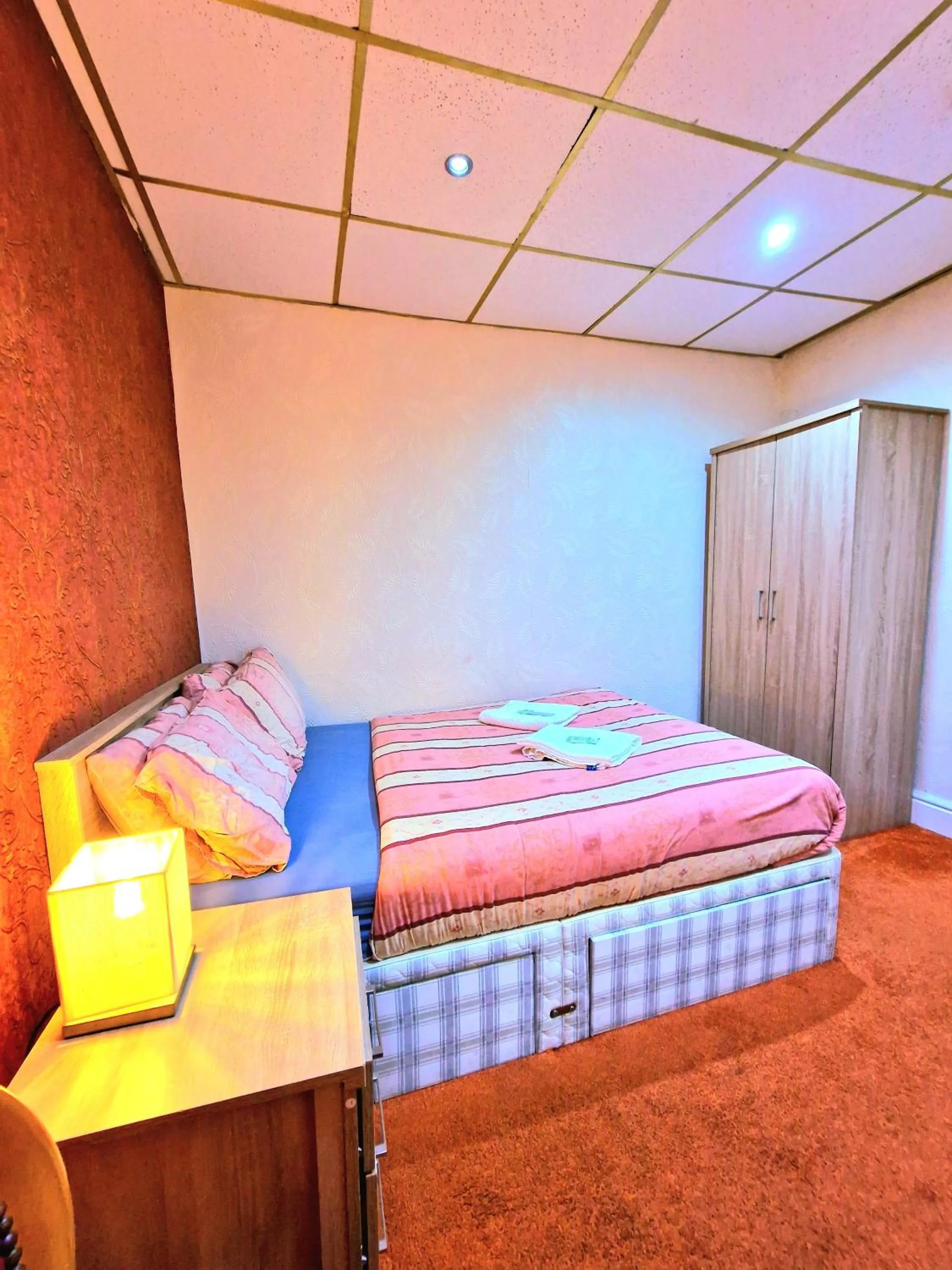 Bedroom, Bed in The Albany hotel