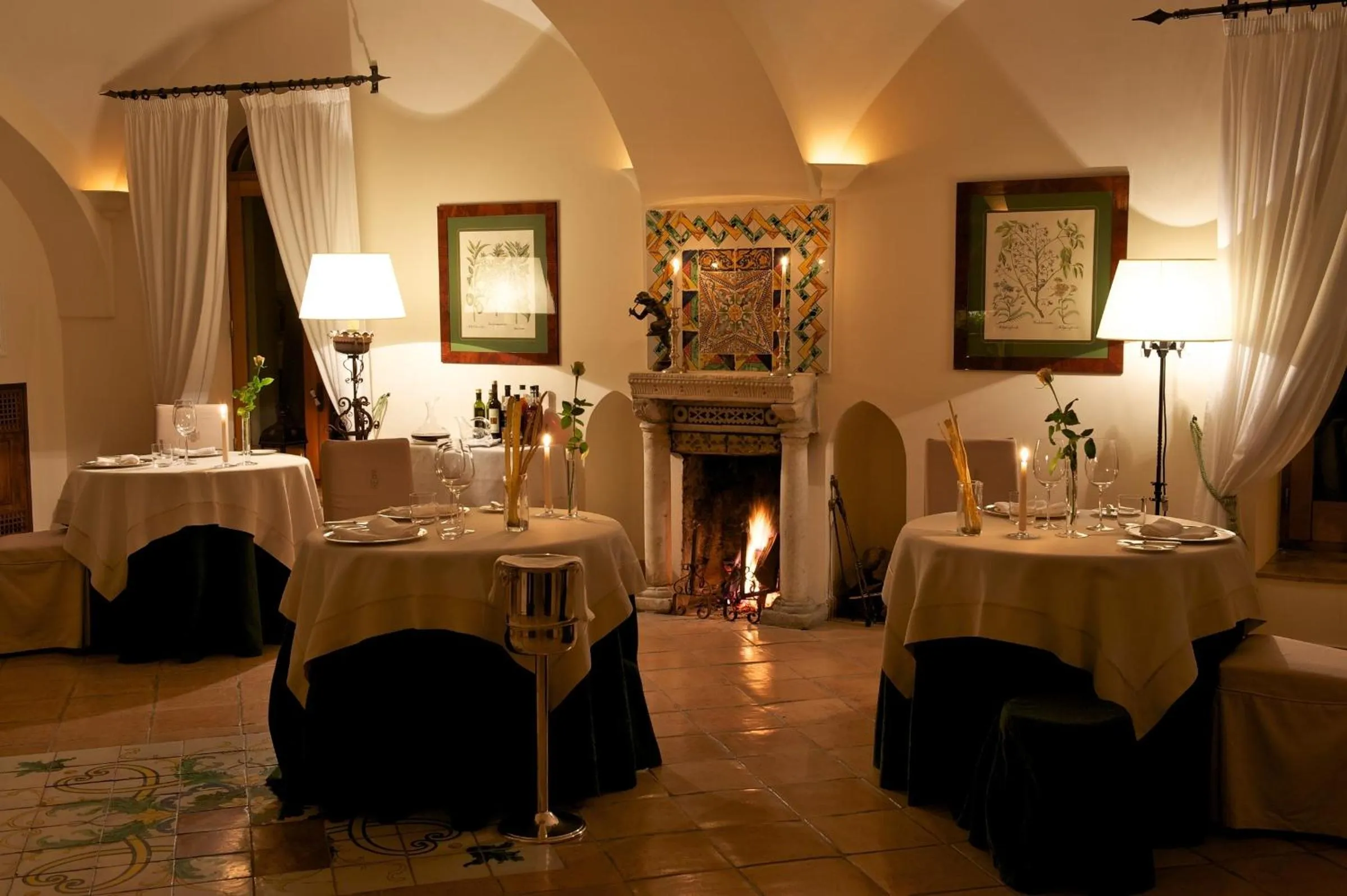 Restaurant/places to eat in Hotel Villa Cimbrone