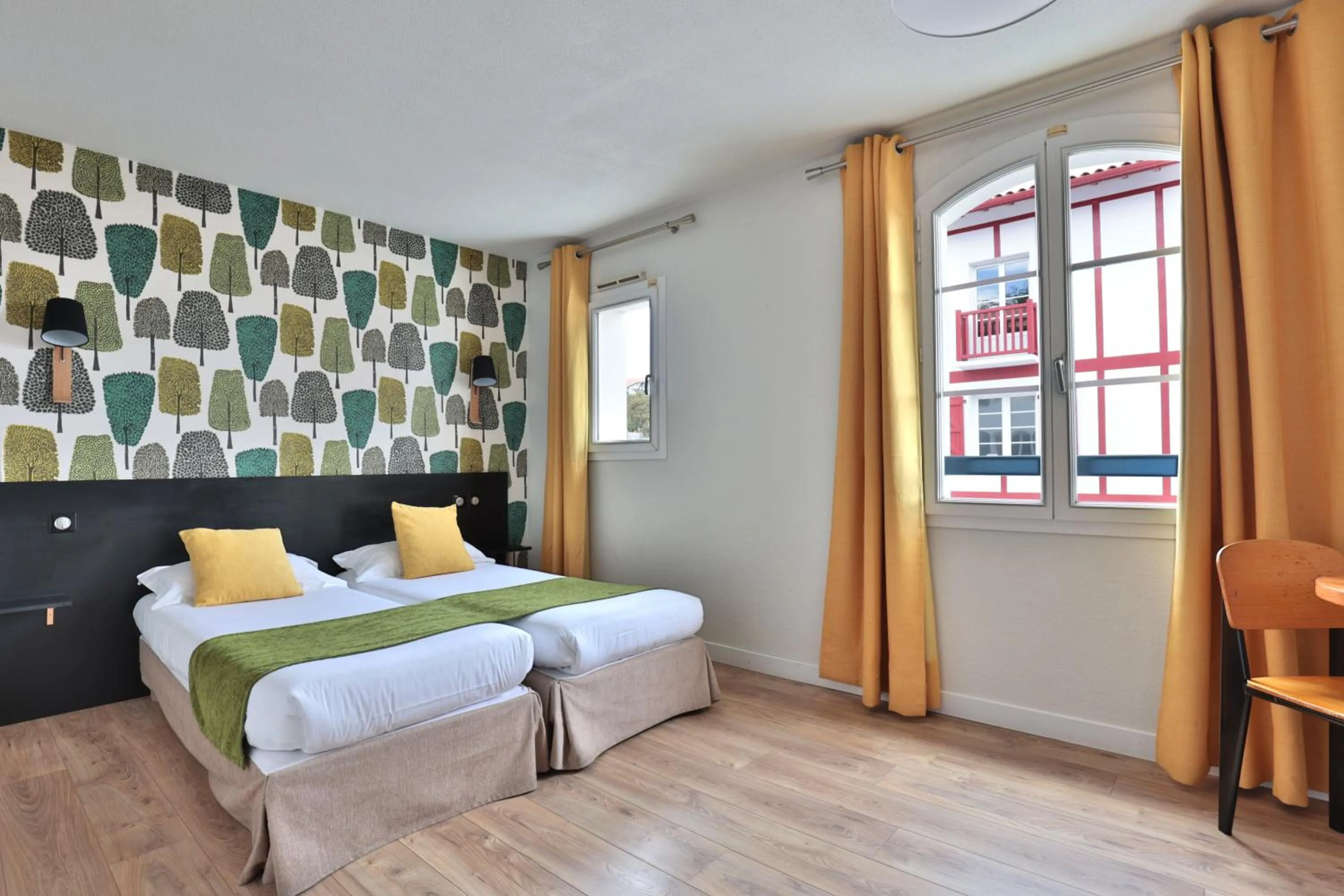 Photo of the whole room, Bed in Hôtel & Appart-hôtel Olatua