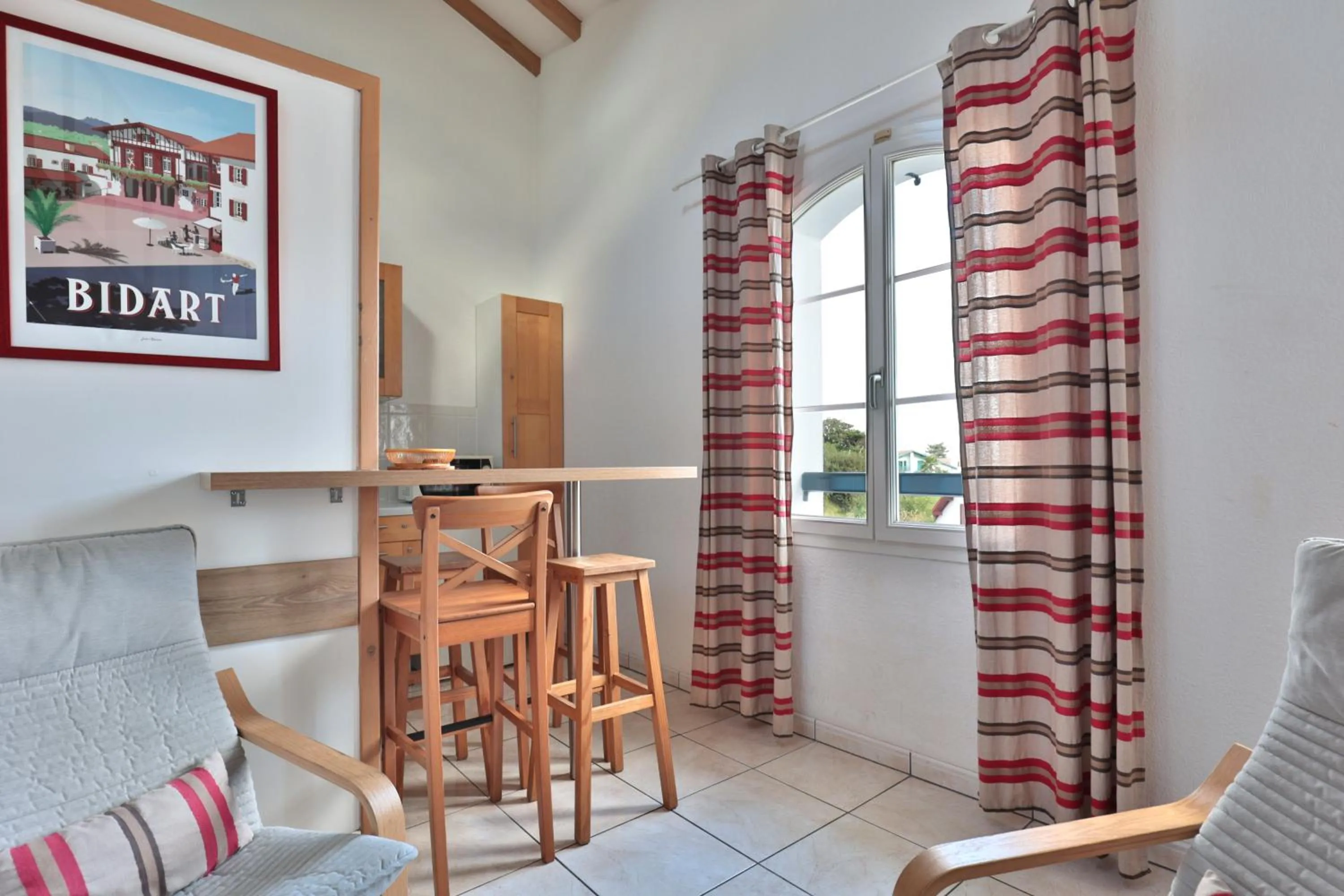 Dining area in Hôtel & Appart-hôtel Olatua
