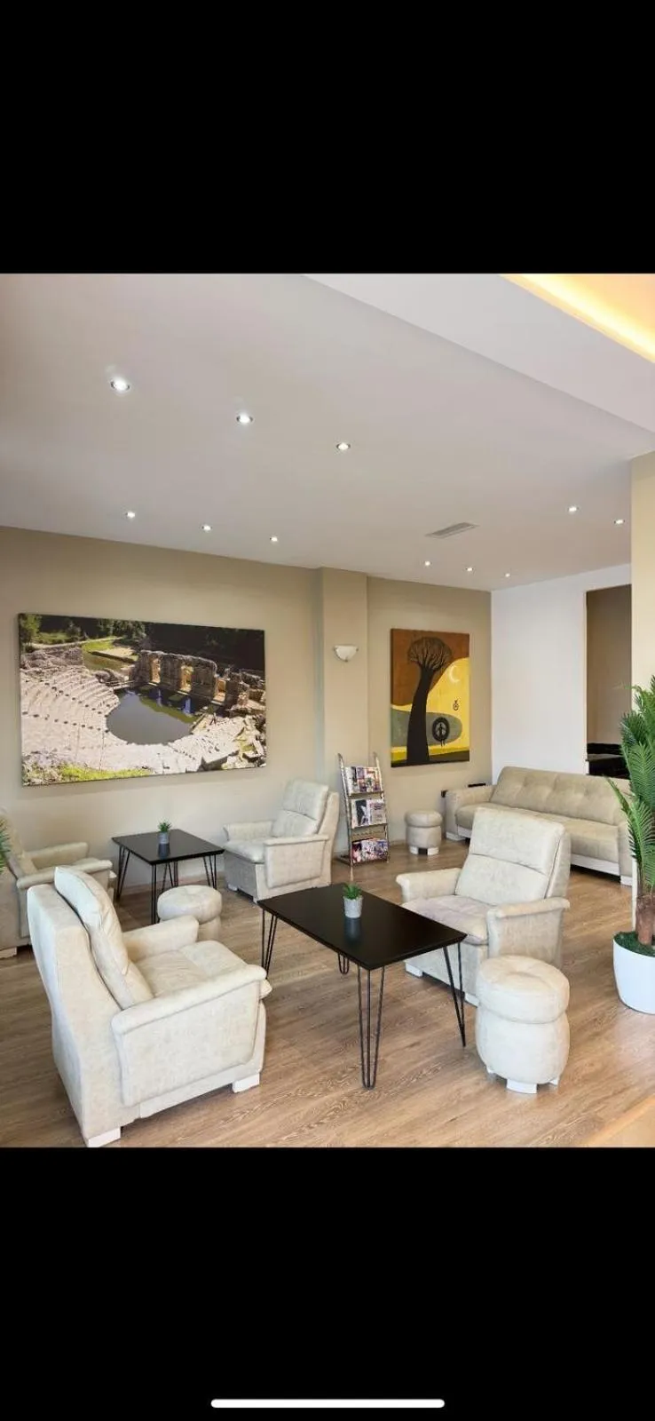 Lobby or reception in New Heaven Hotel