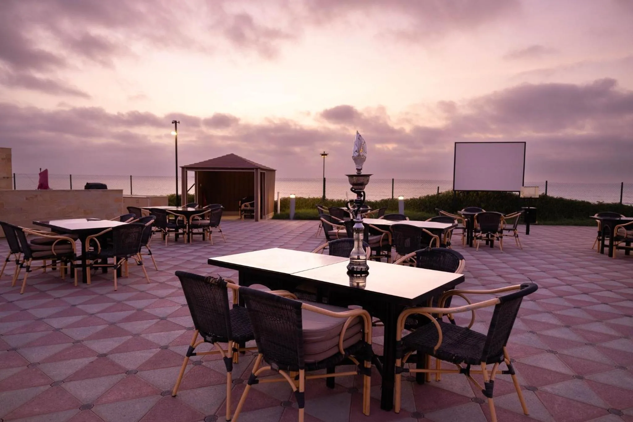 Coffee/tea facilities in Crowne Plaza Duqm by IHG