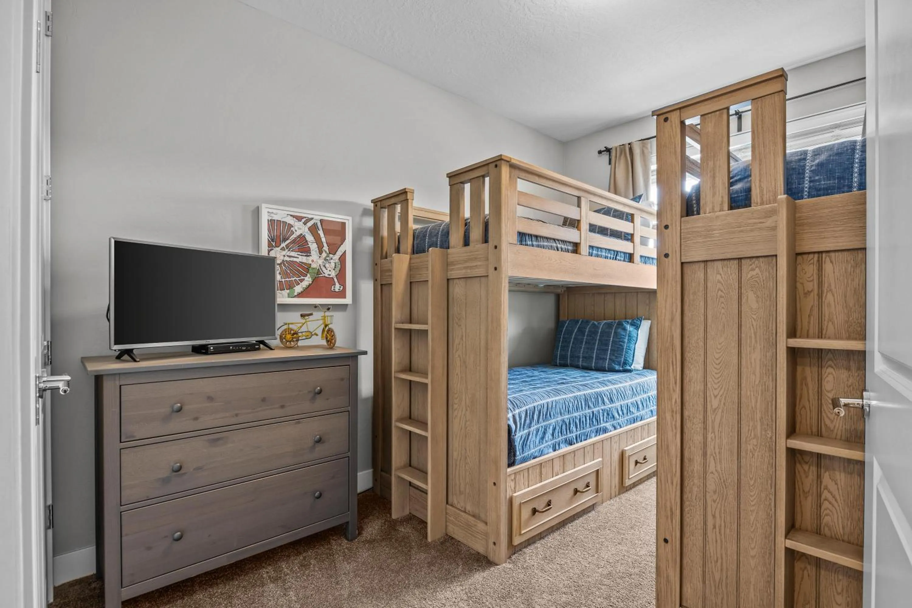 Bed in Entrada at Moab 421