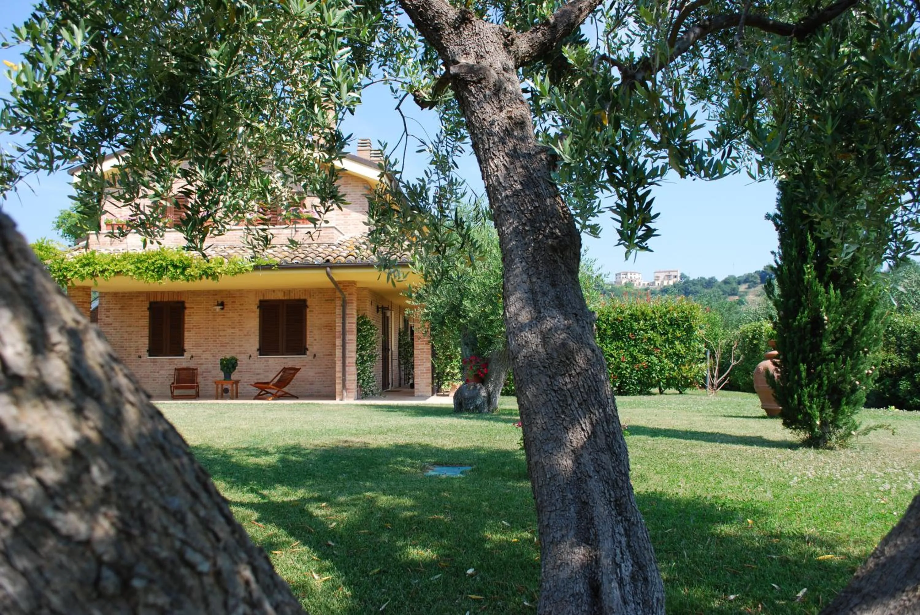 Garden in Cumana Blu Apartments