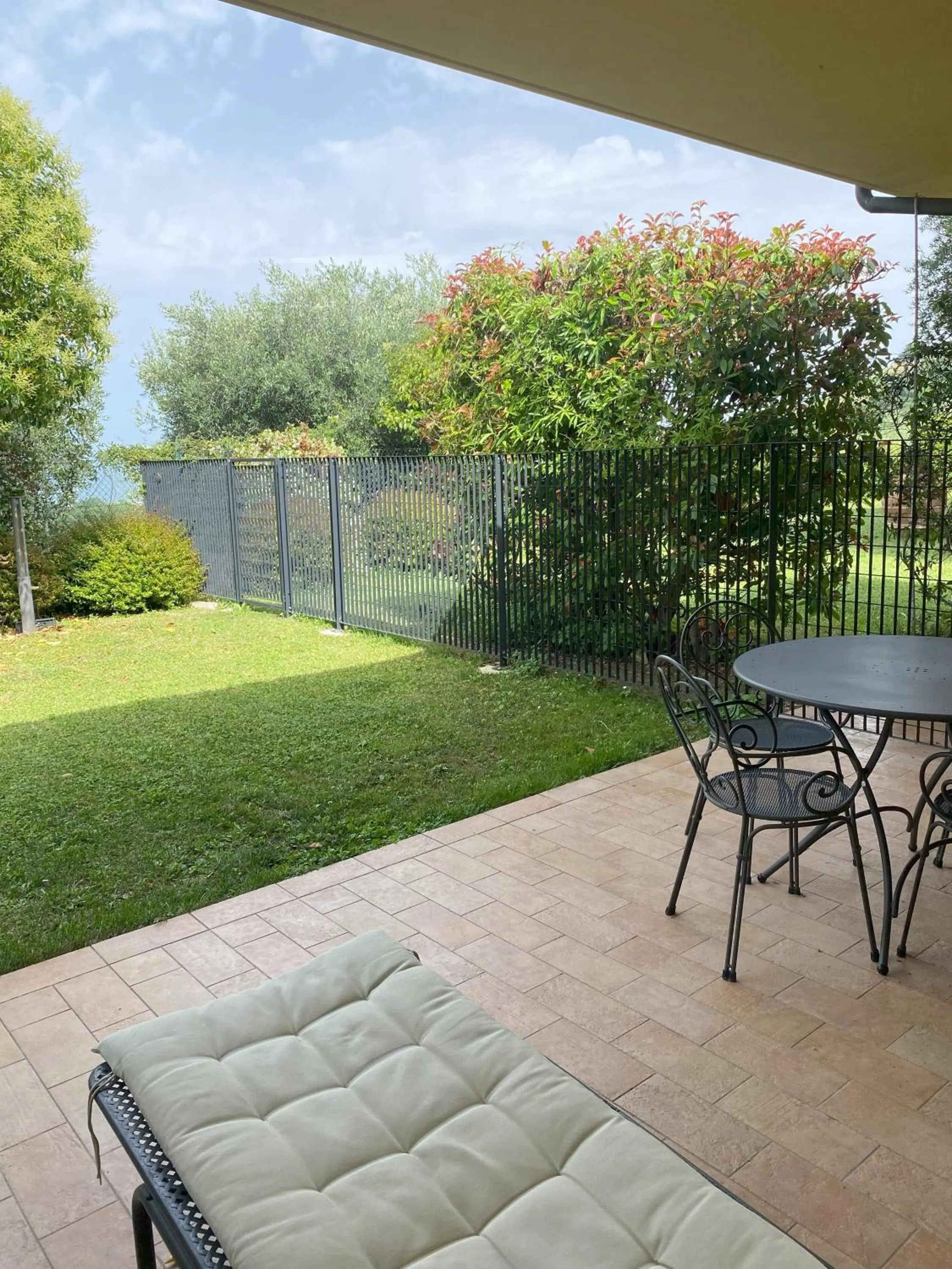 Garden in Cumana Blu Apartments