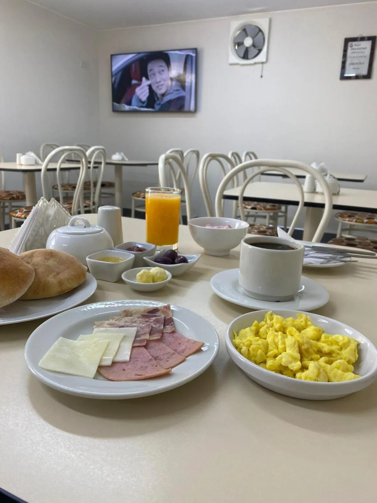 Dining area in Hotel San Francisco INN