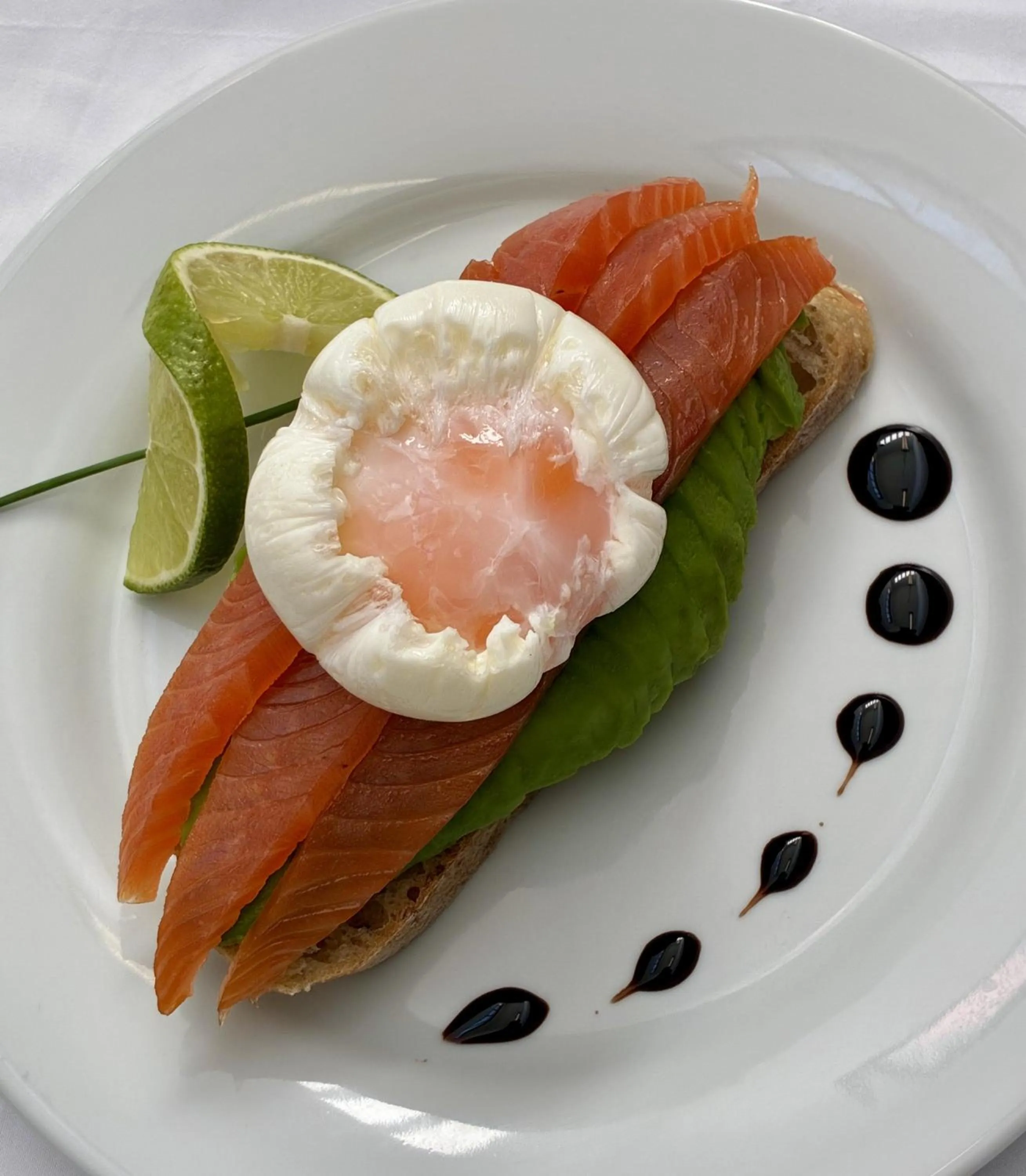 Restaurant/places to eat in Le Moulin Du Landion Hôtel et Spa