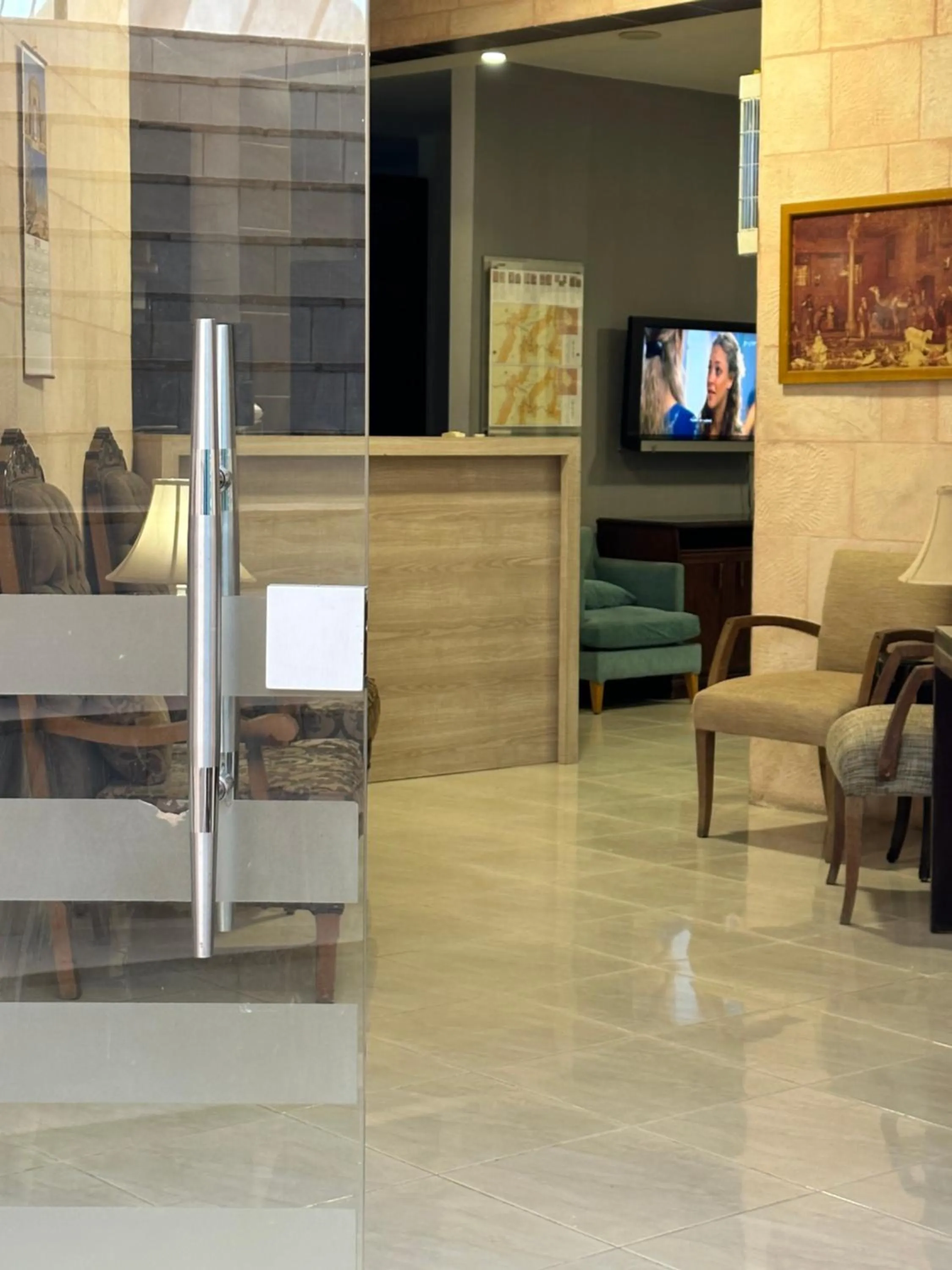 TV and multimedia in Petra Town Check-Inn