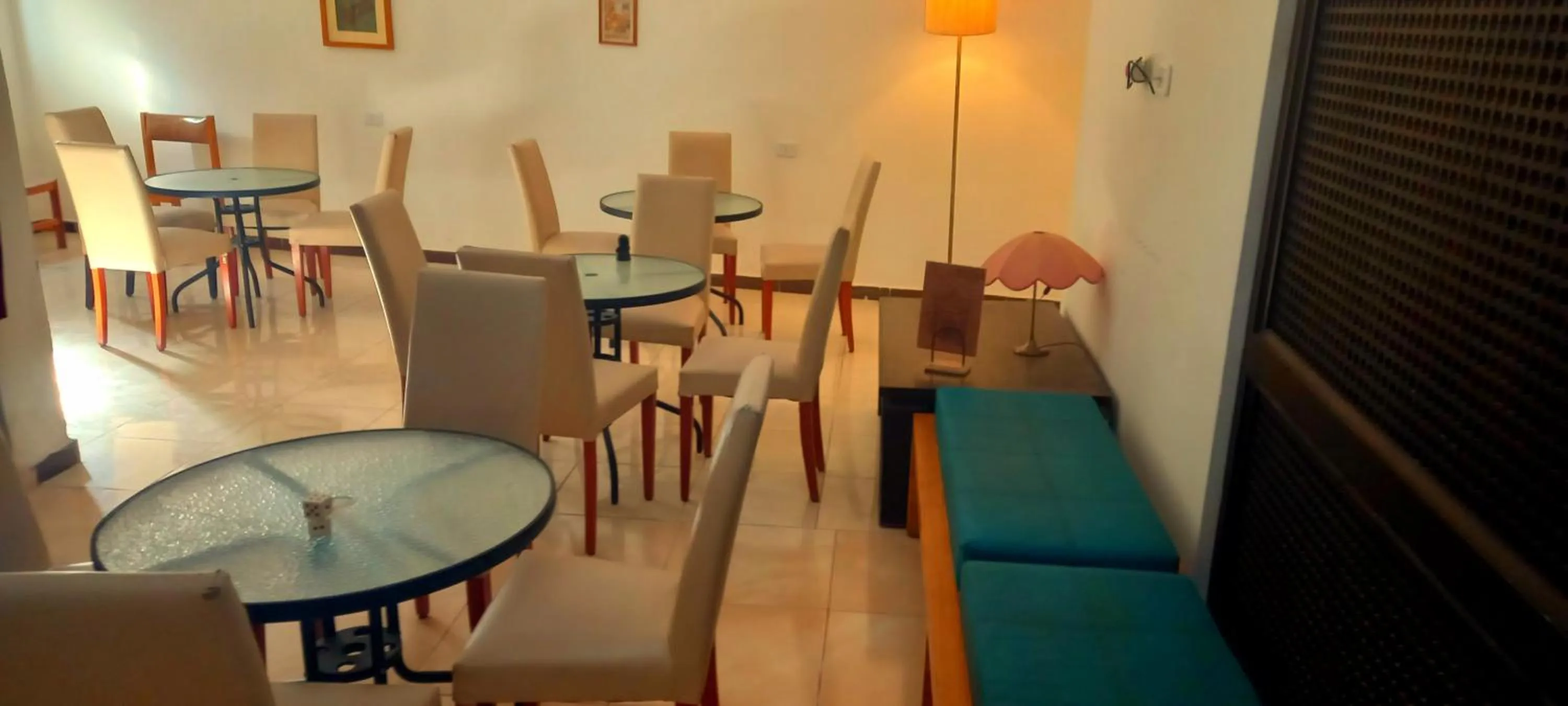 Restaurant/places to eat in Petra Town Check-Inn