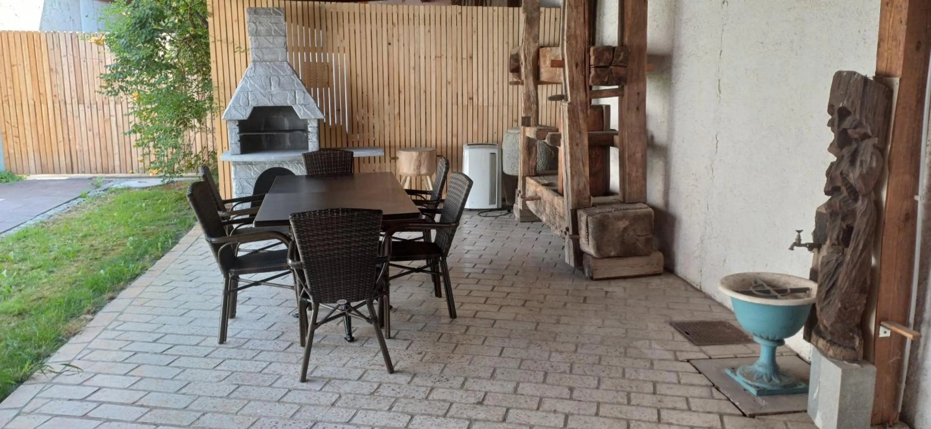 Patio in Hotel Planinka